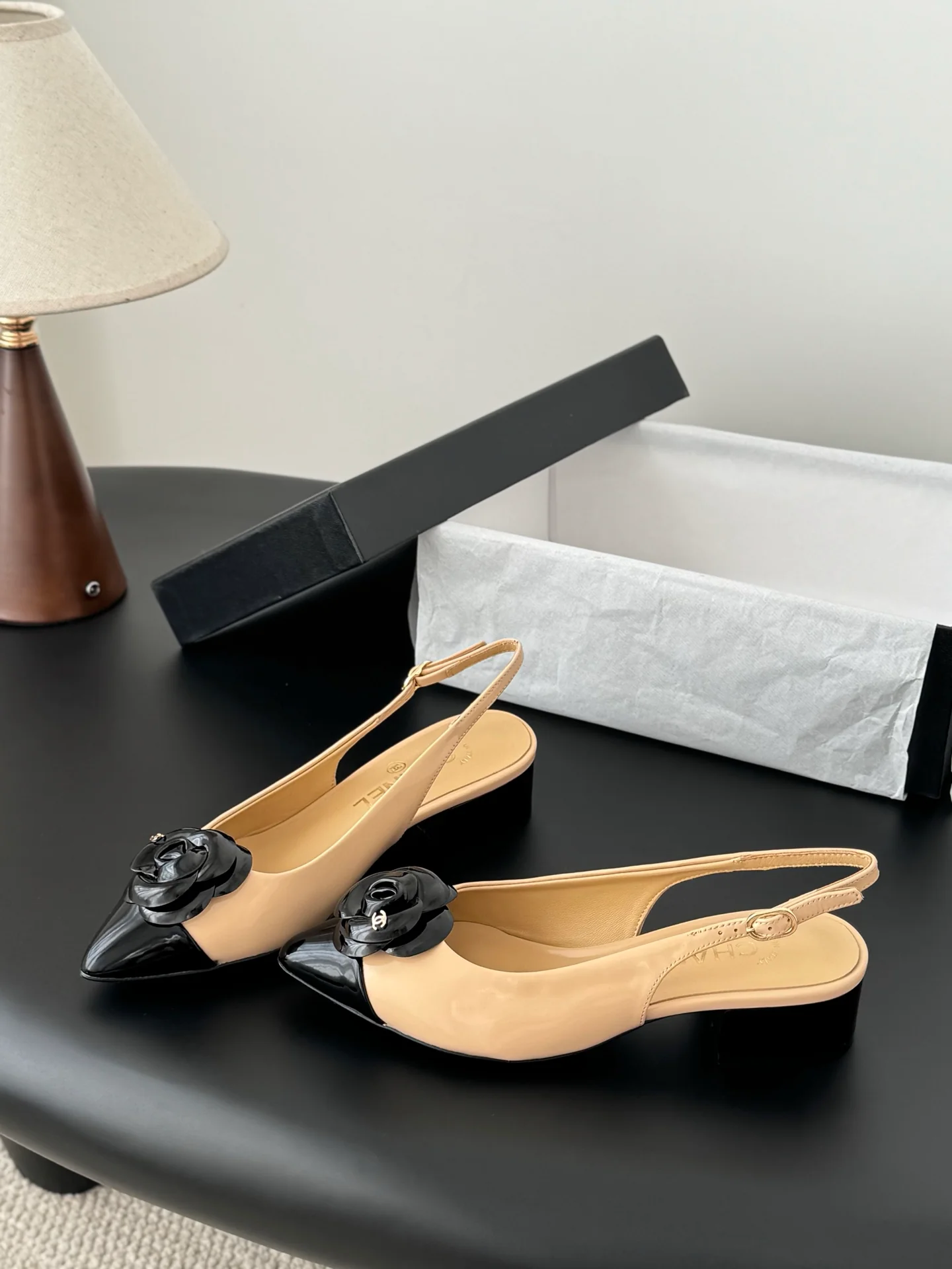 Chan 26ss slingback flats