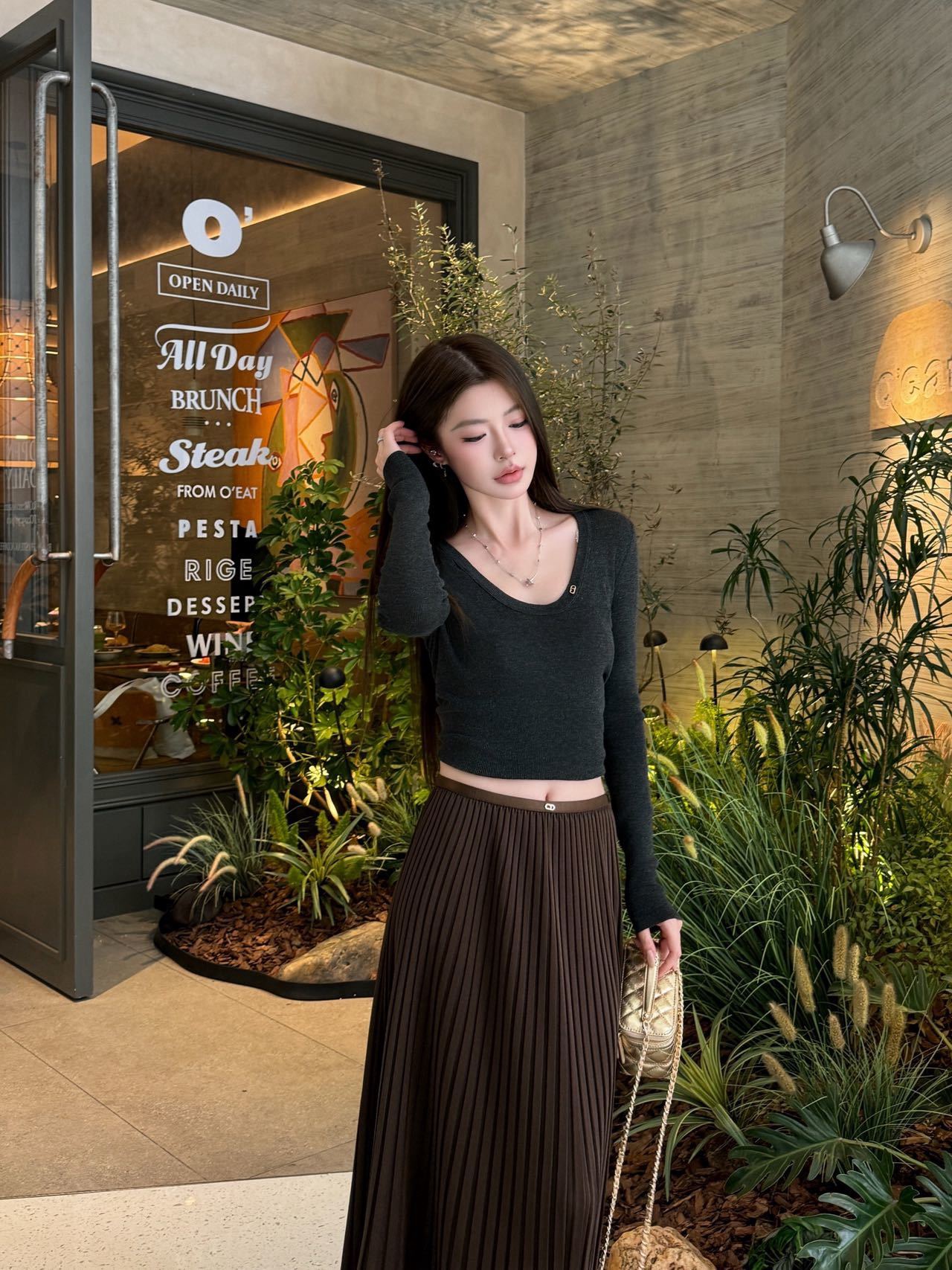 CD 26fw U-neck knit basic tee