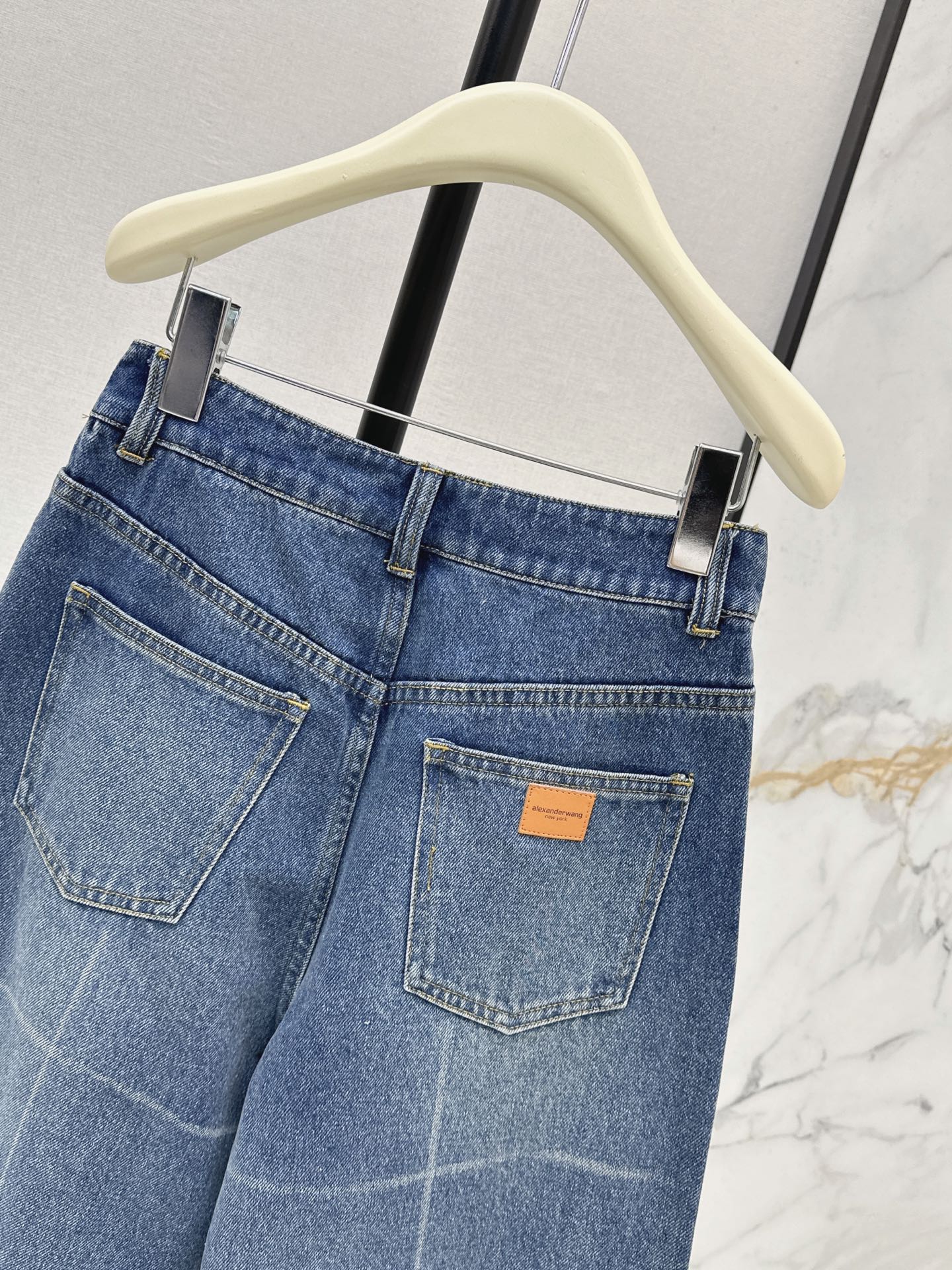 Alex 26fw straight-leg jeans