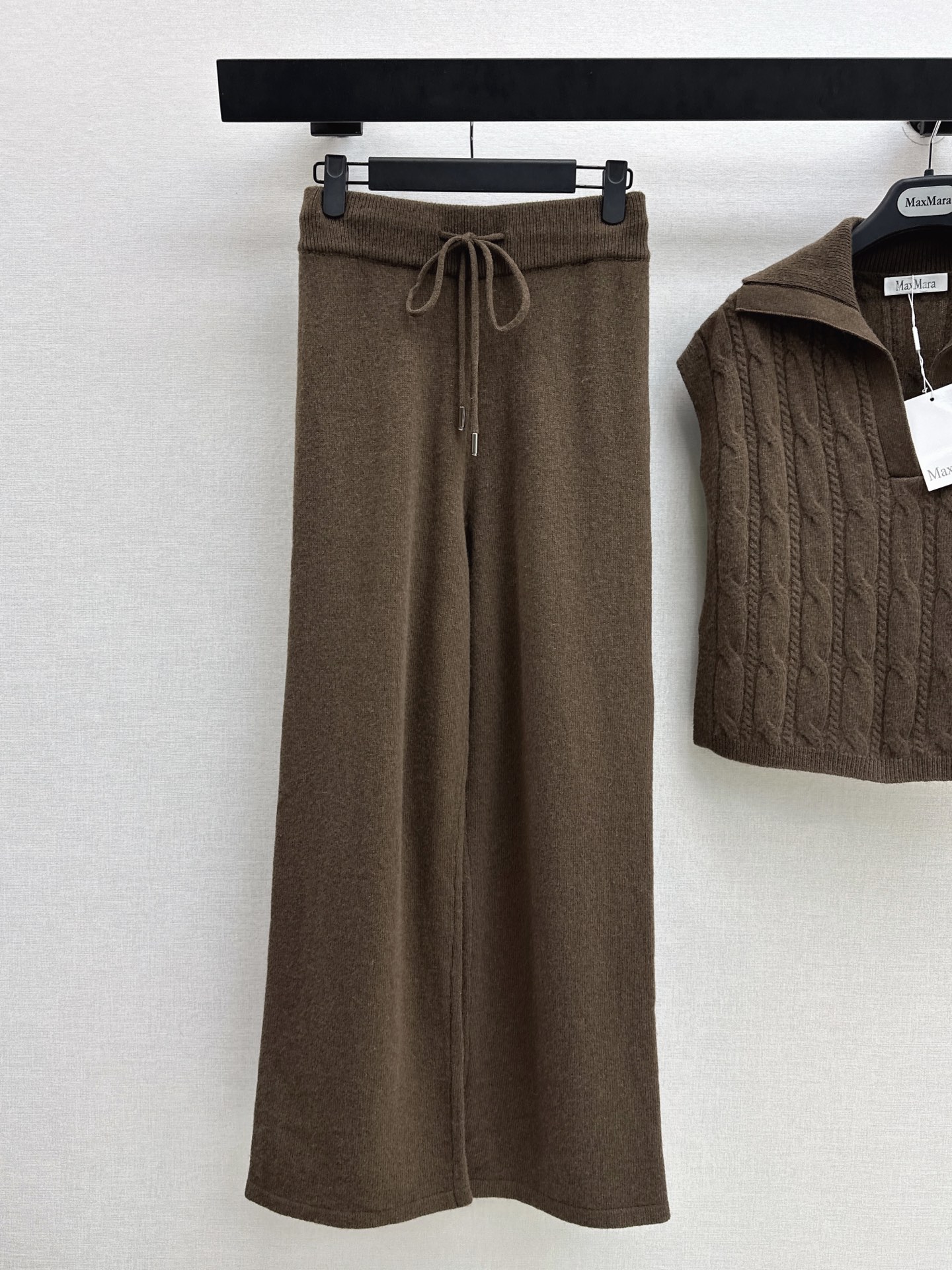 Max 26fw wool vest pants sets