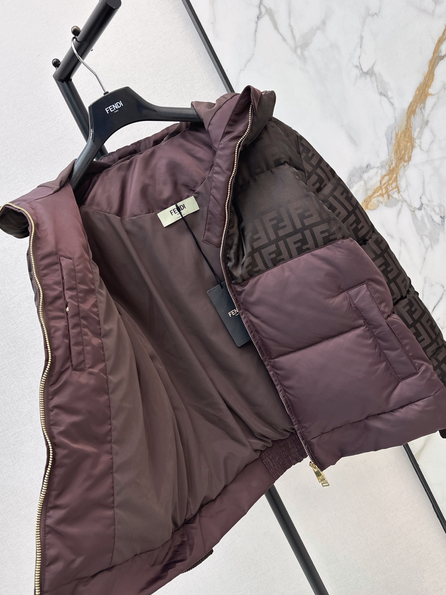 Fen 26fw jacquard hooded down jacket