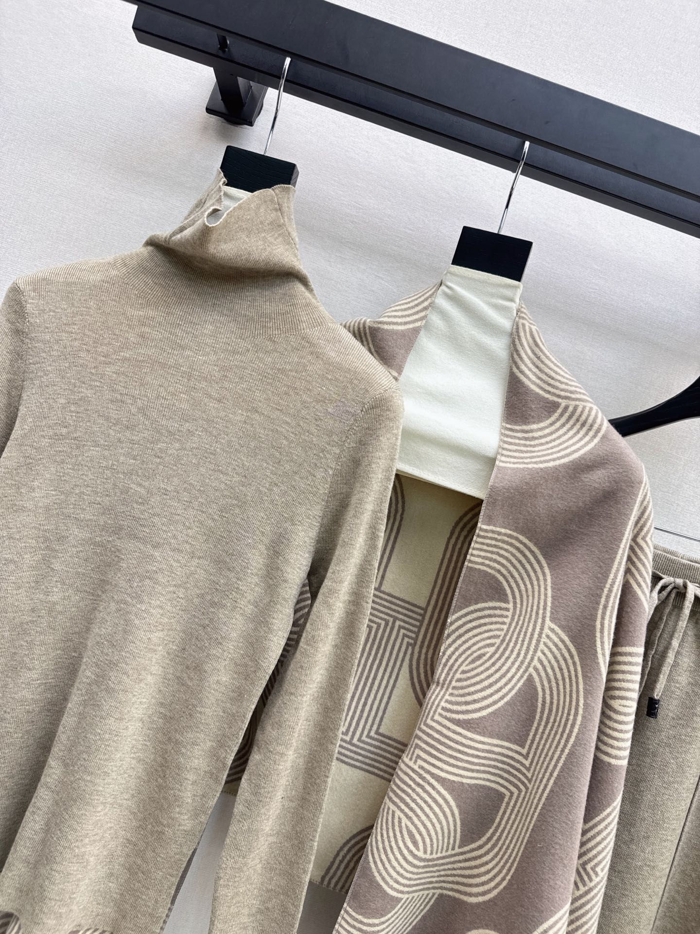 Her 26fw 3pcs knit basic tee shawls pants sets