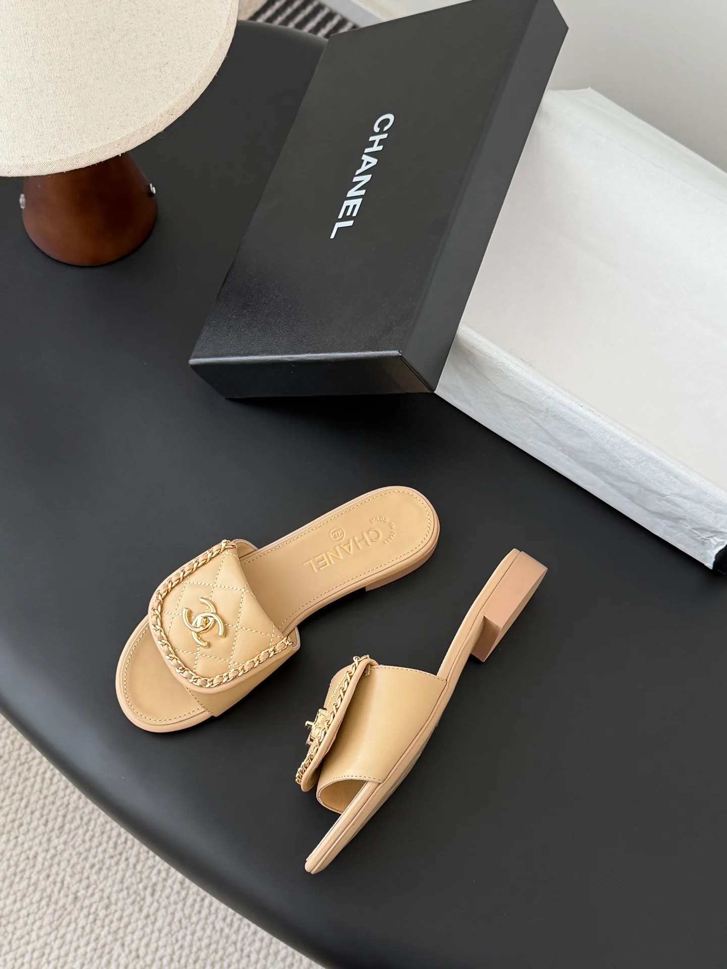 Chan 26ss sandals