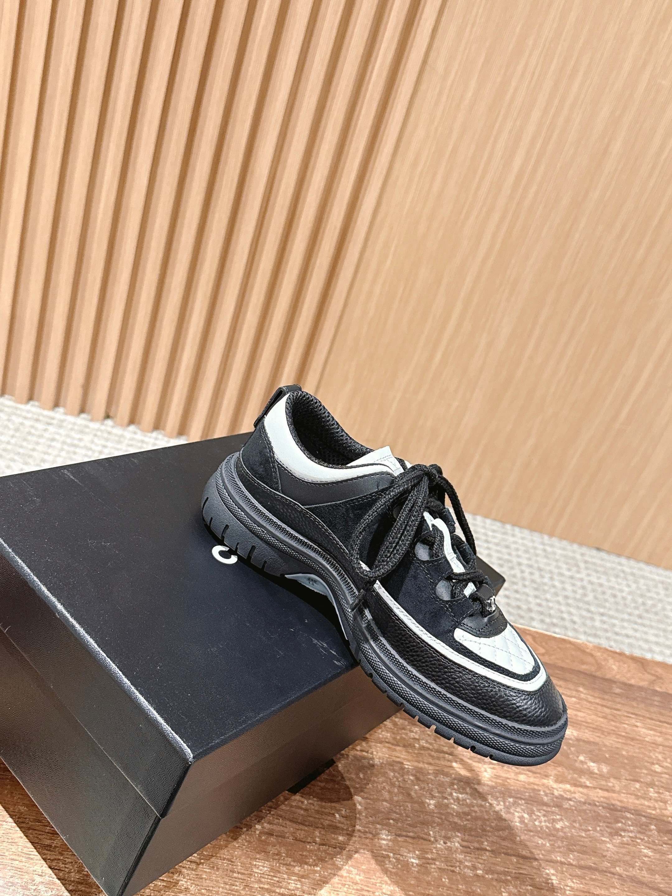 Chan 25fw sneaker