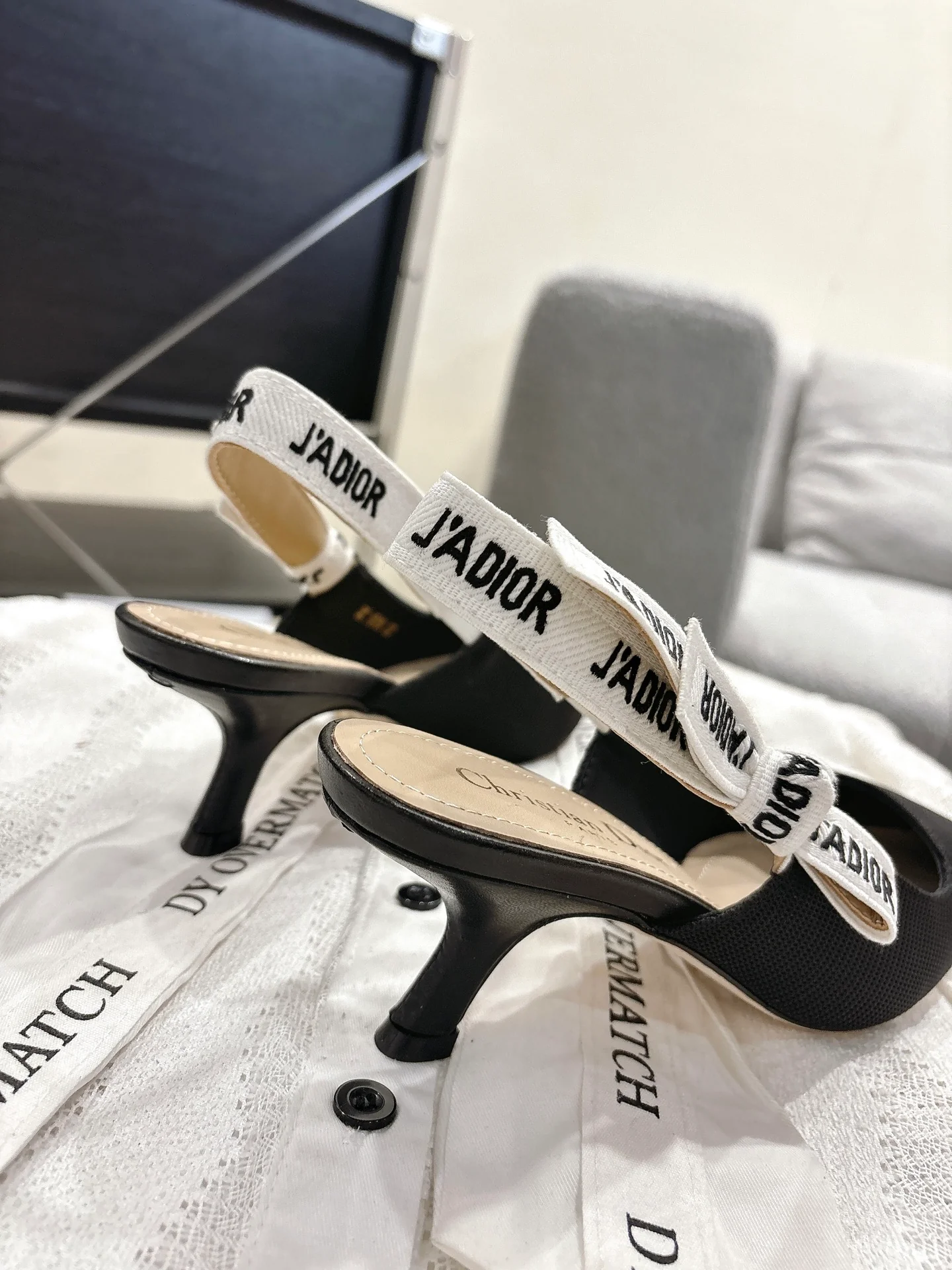 CD 25fw kitten slingback heels
