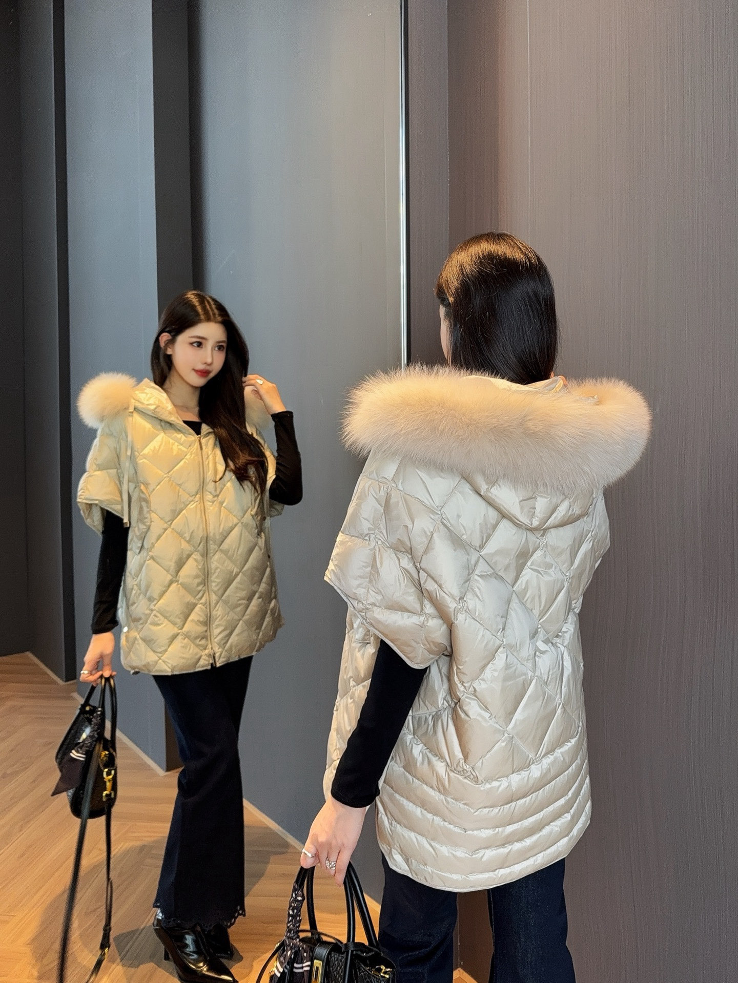 Max 26fw Hooded Down Vest