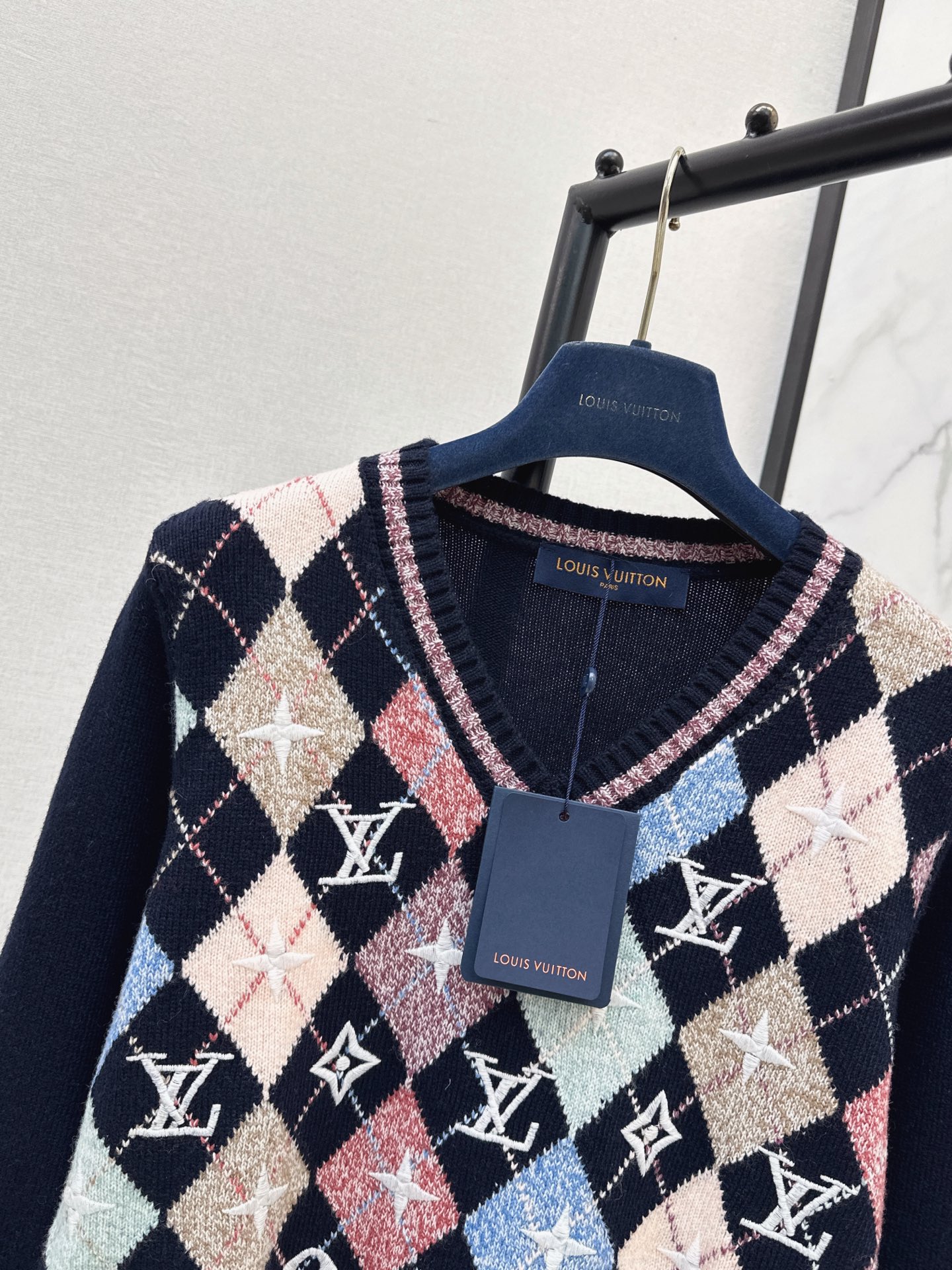Loui 26fw jacquard knit sweater