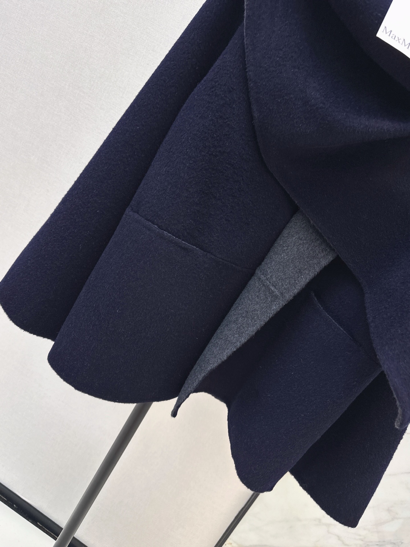 Max 26fw cropped woolen overcoats