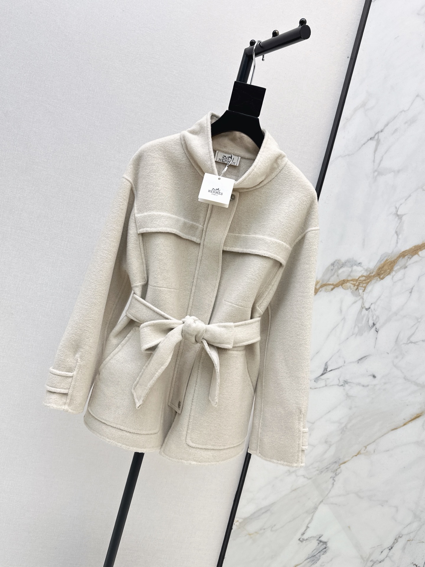 Her 26fw belted overcoats