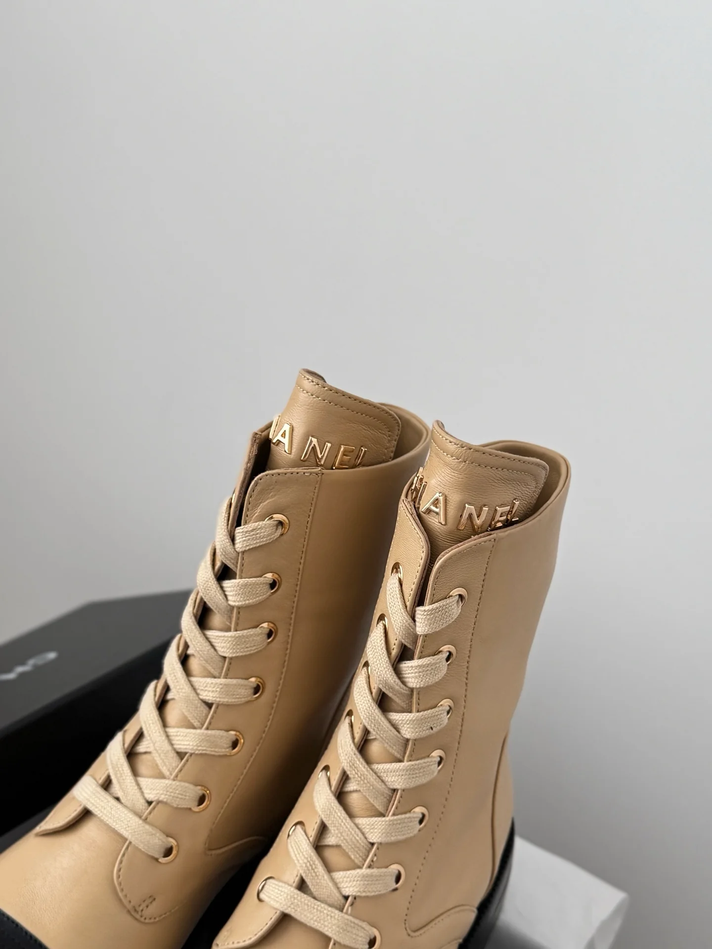Chan 25fw ankle boots
