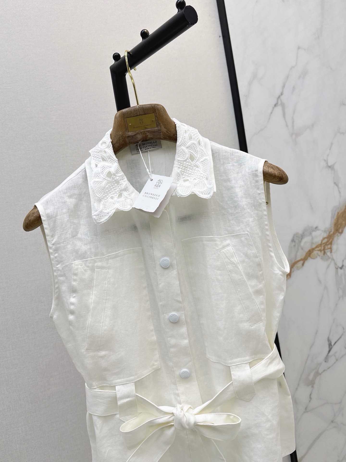 Brun 26ss embroidery waistcoat