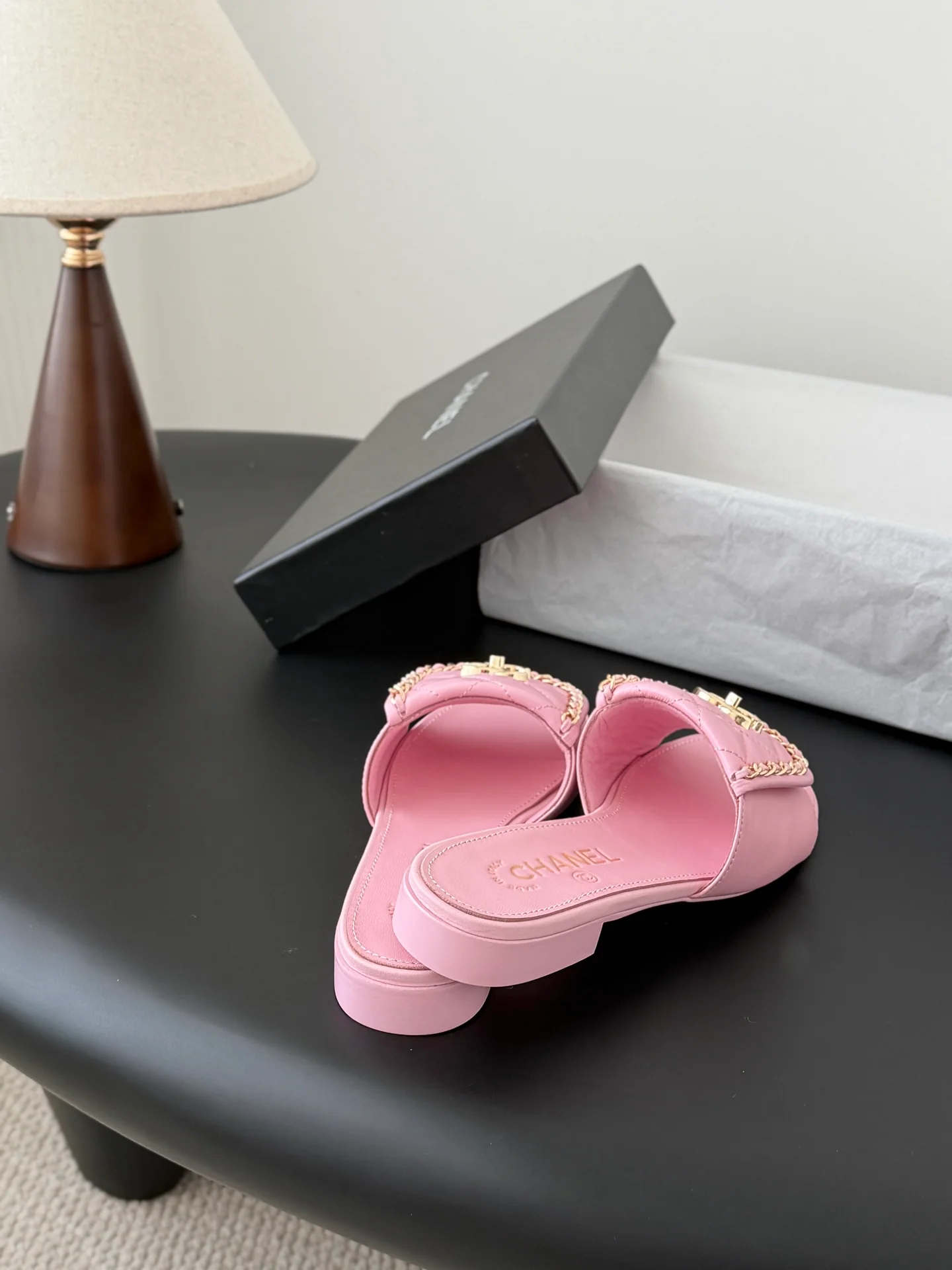 Chan 26ss sandals