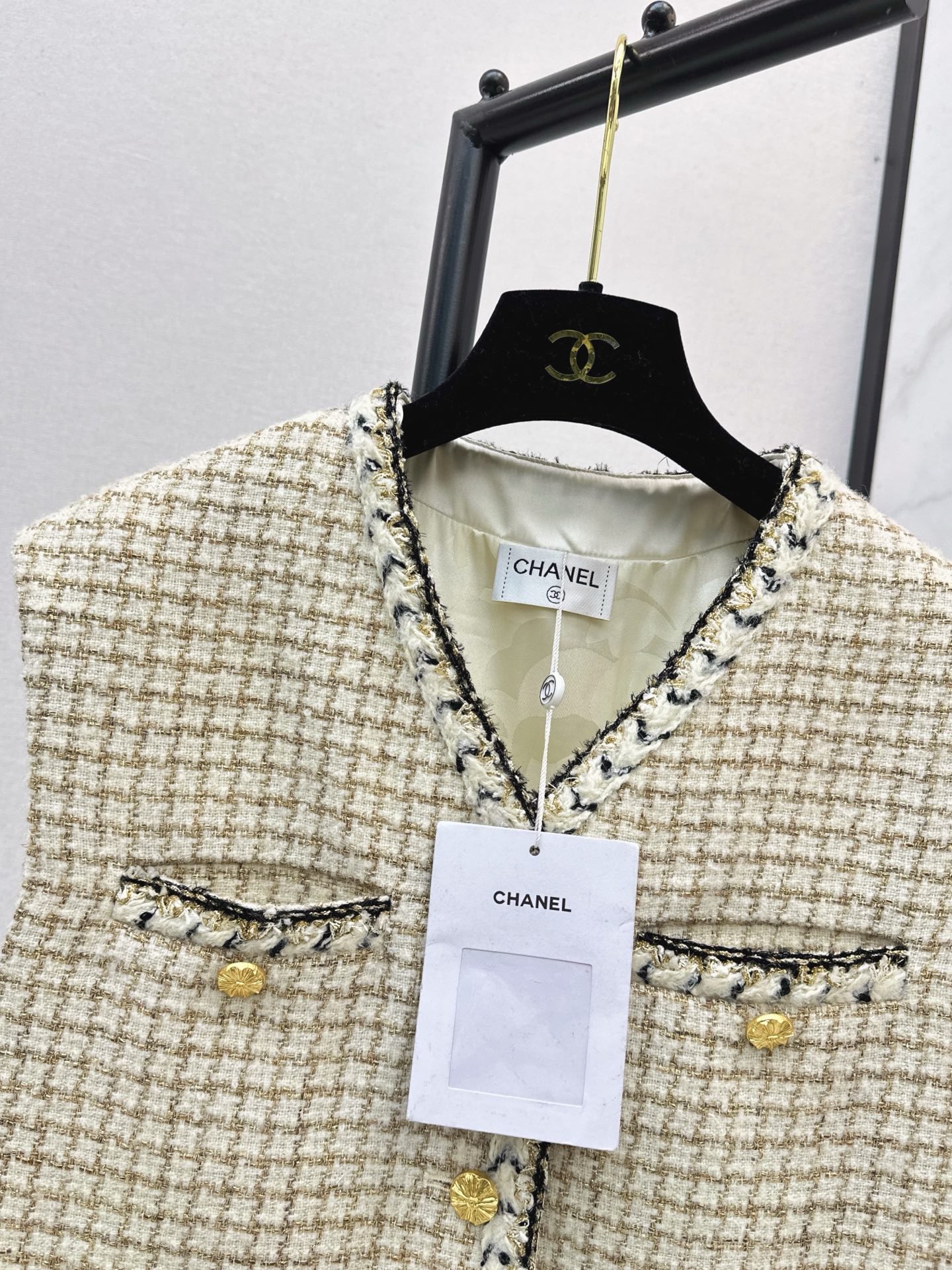 Chan 26fw woven tweed vest