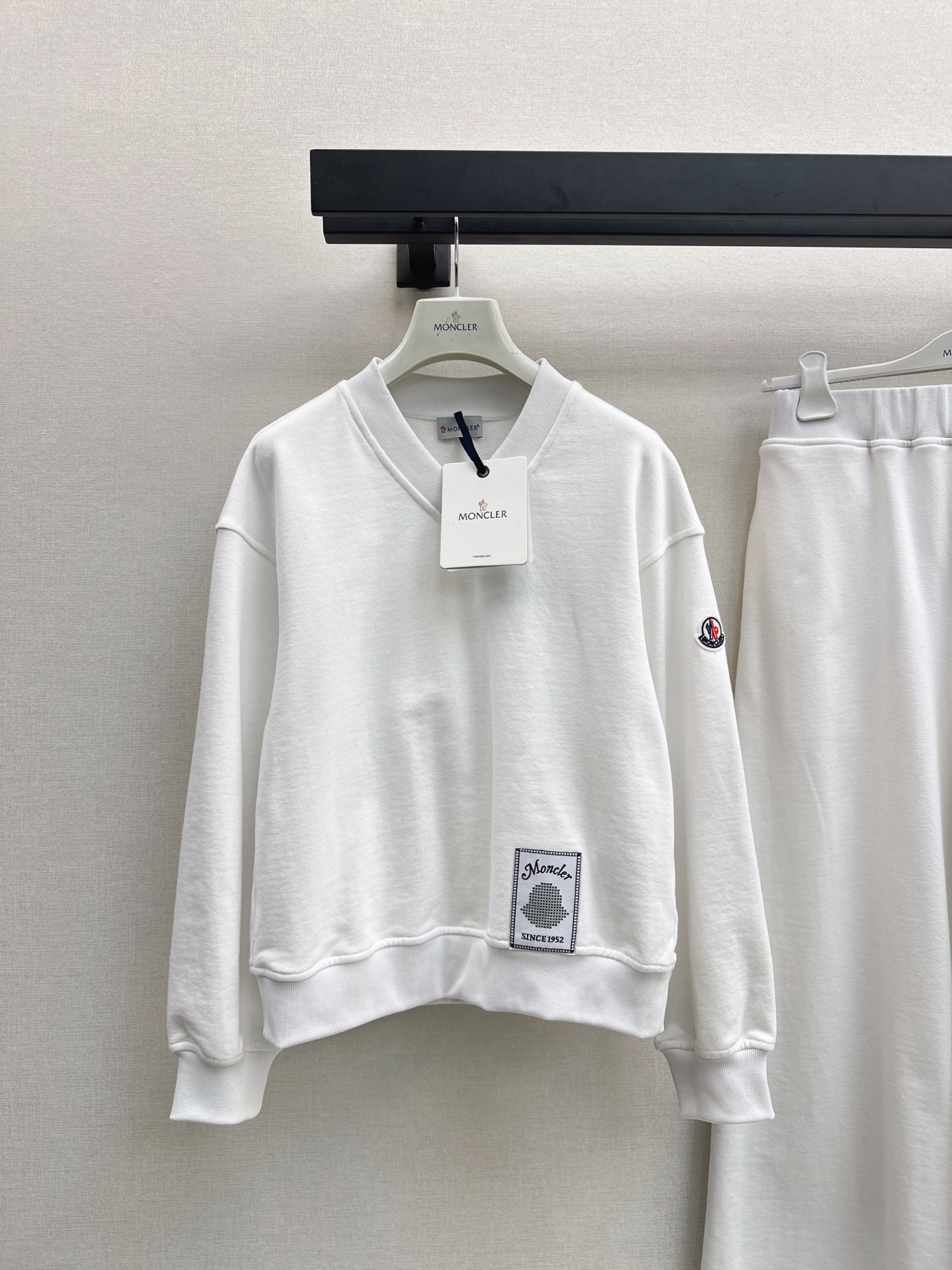 Monc 26fw casual sweatshirt pants sets