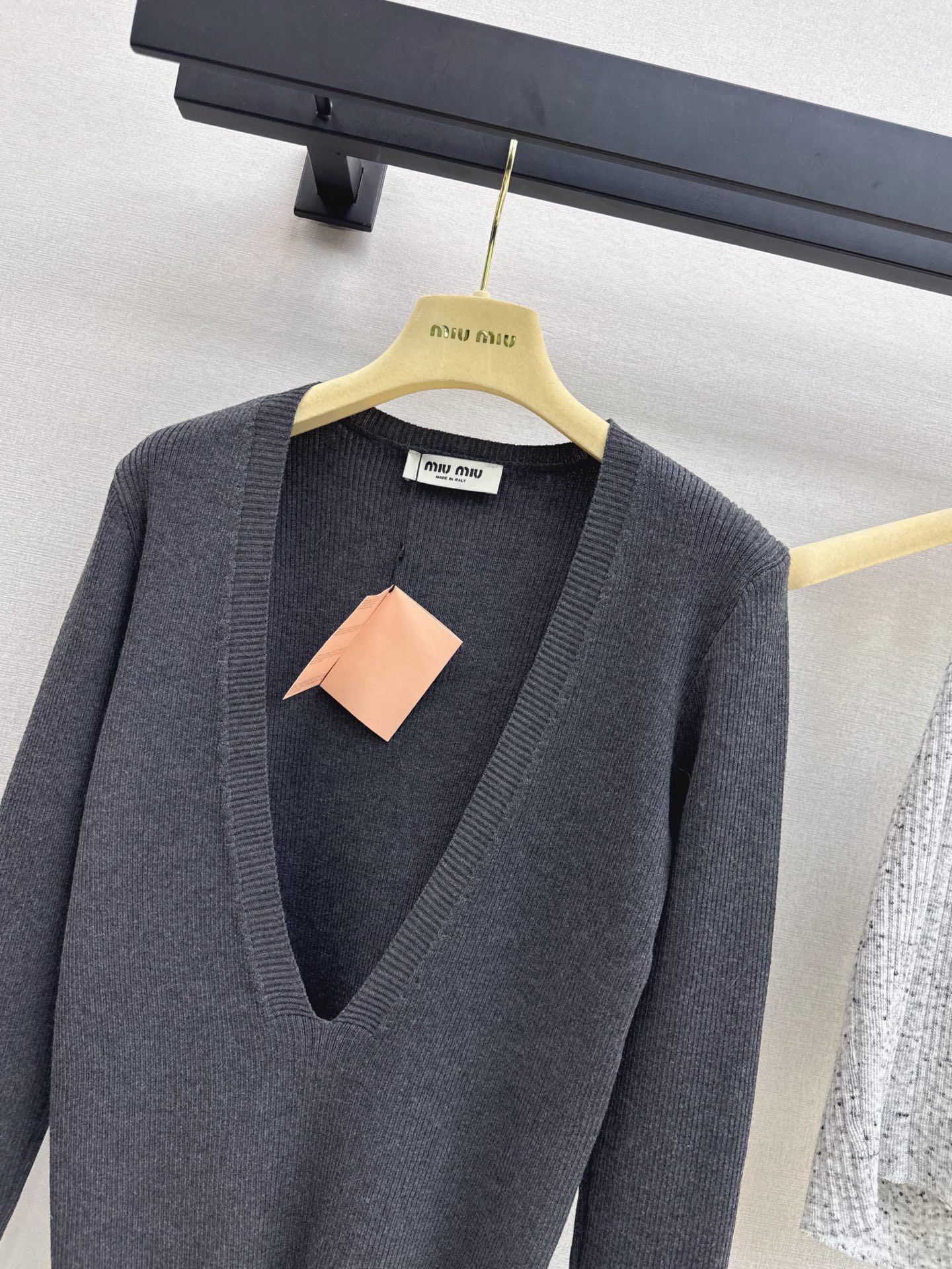Miu 26fw knit camisole knit sweater sets