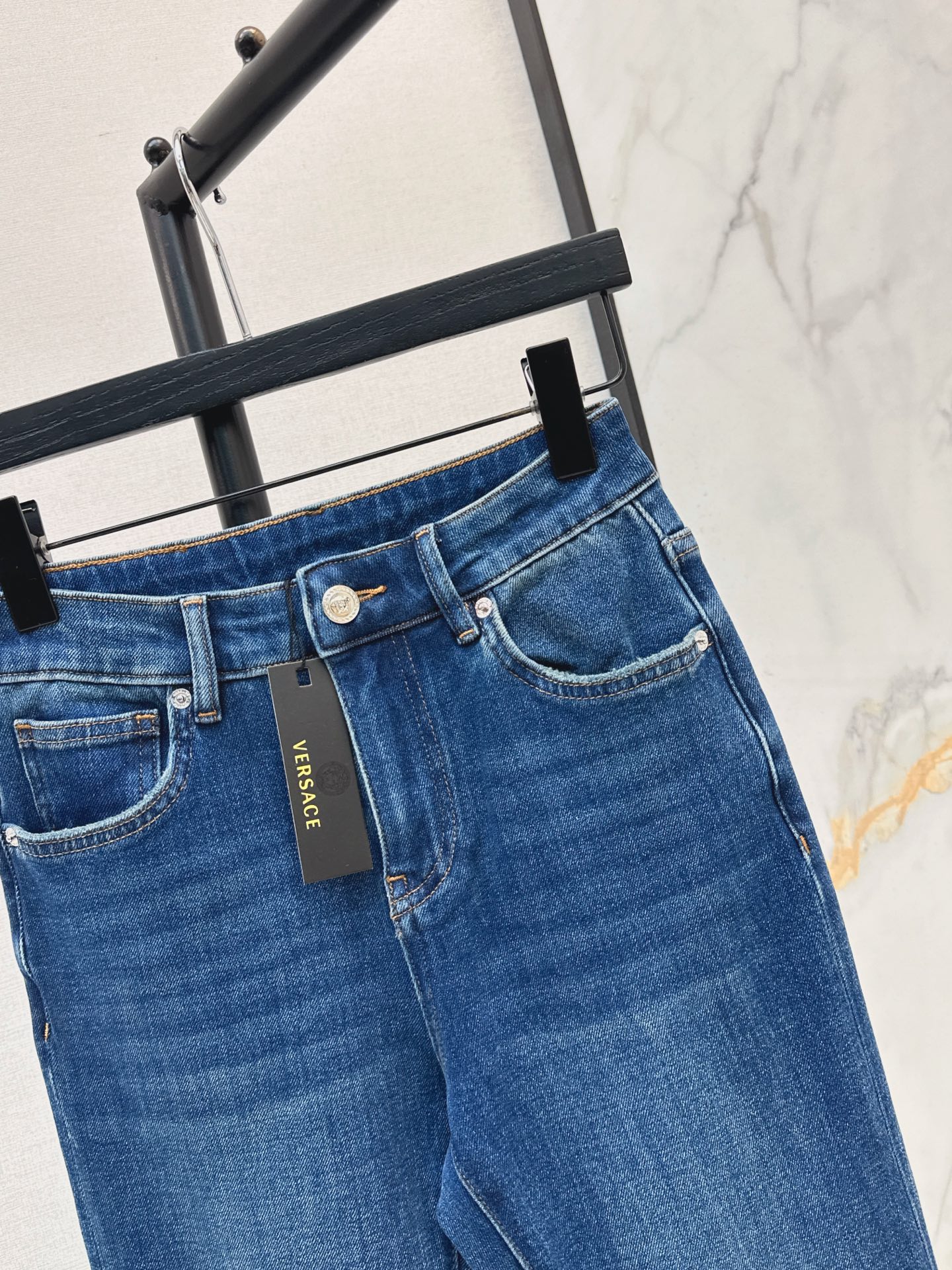 Monc 26fw slim-fit jeans
