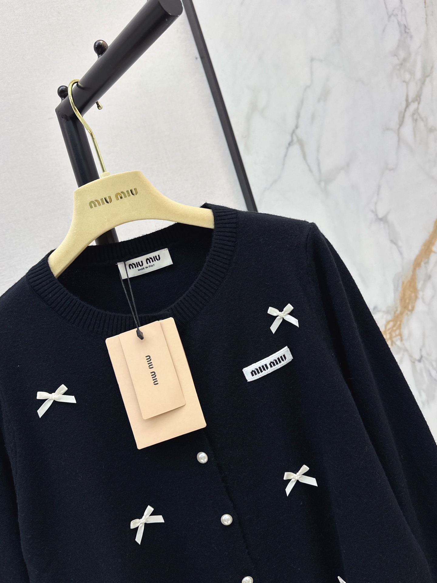 Miu 26fw bow cardigan