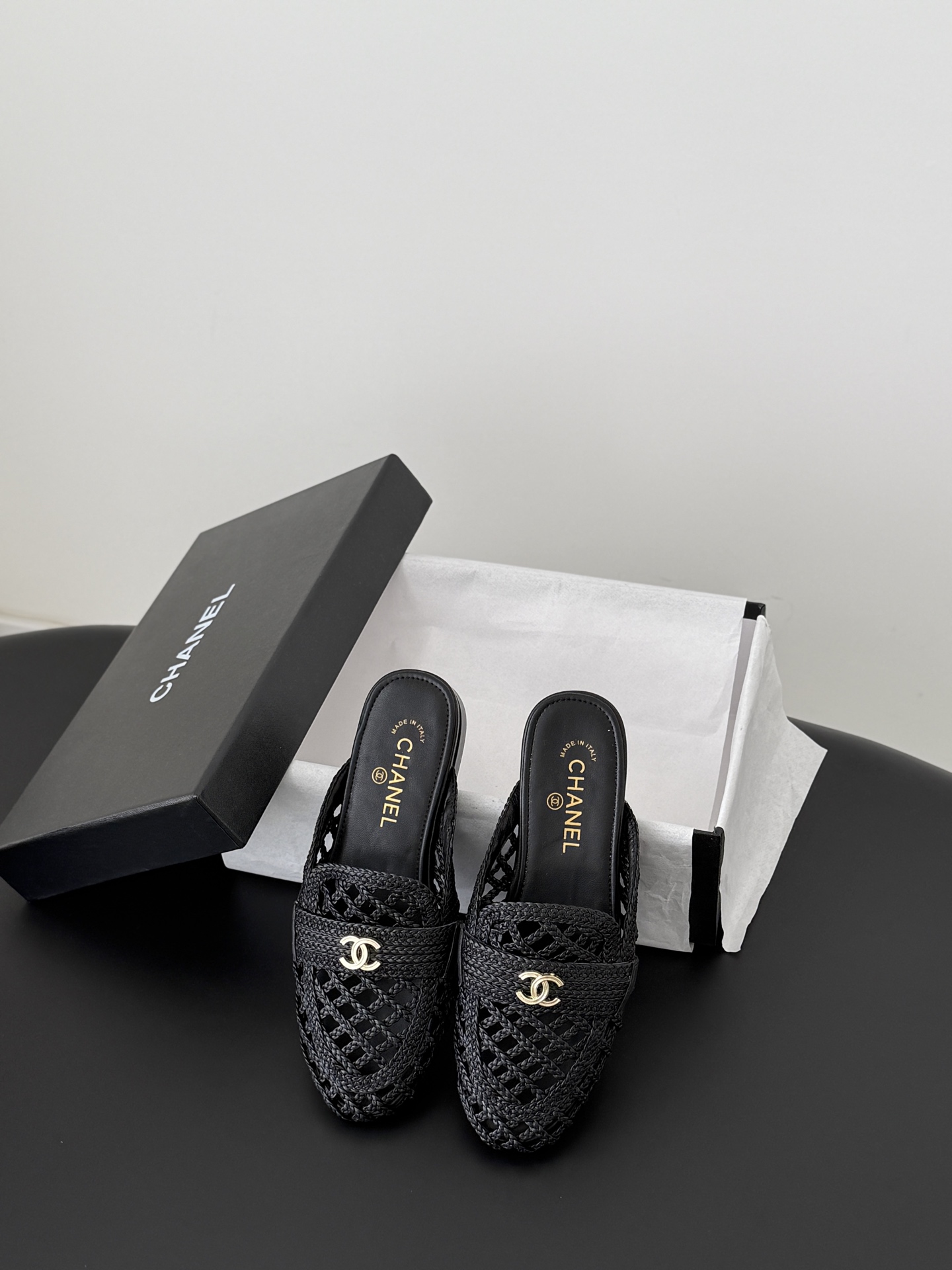Chan 26ss woven slippers