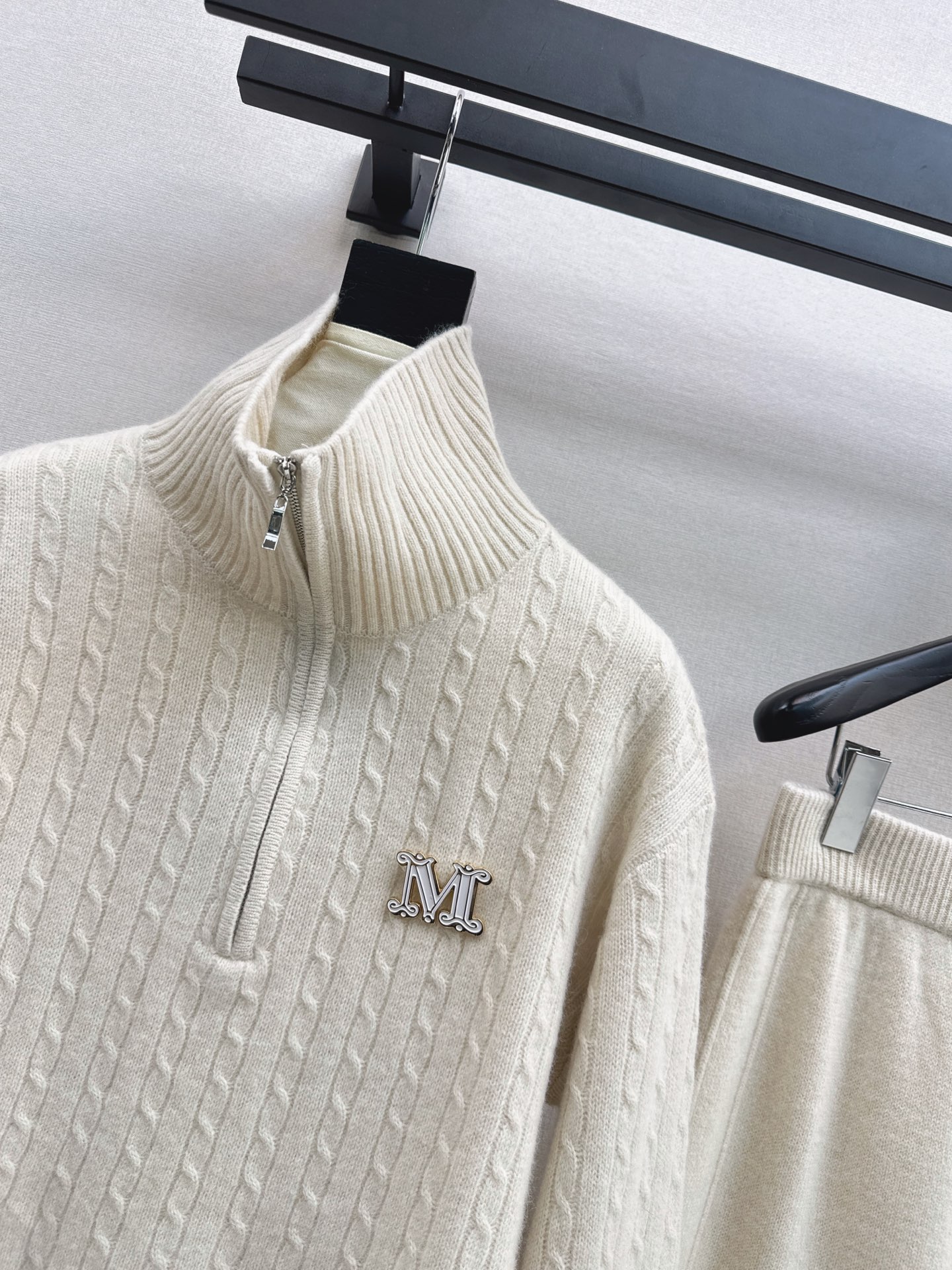 Max 26fw wool sweater pants sets