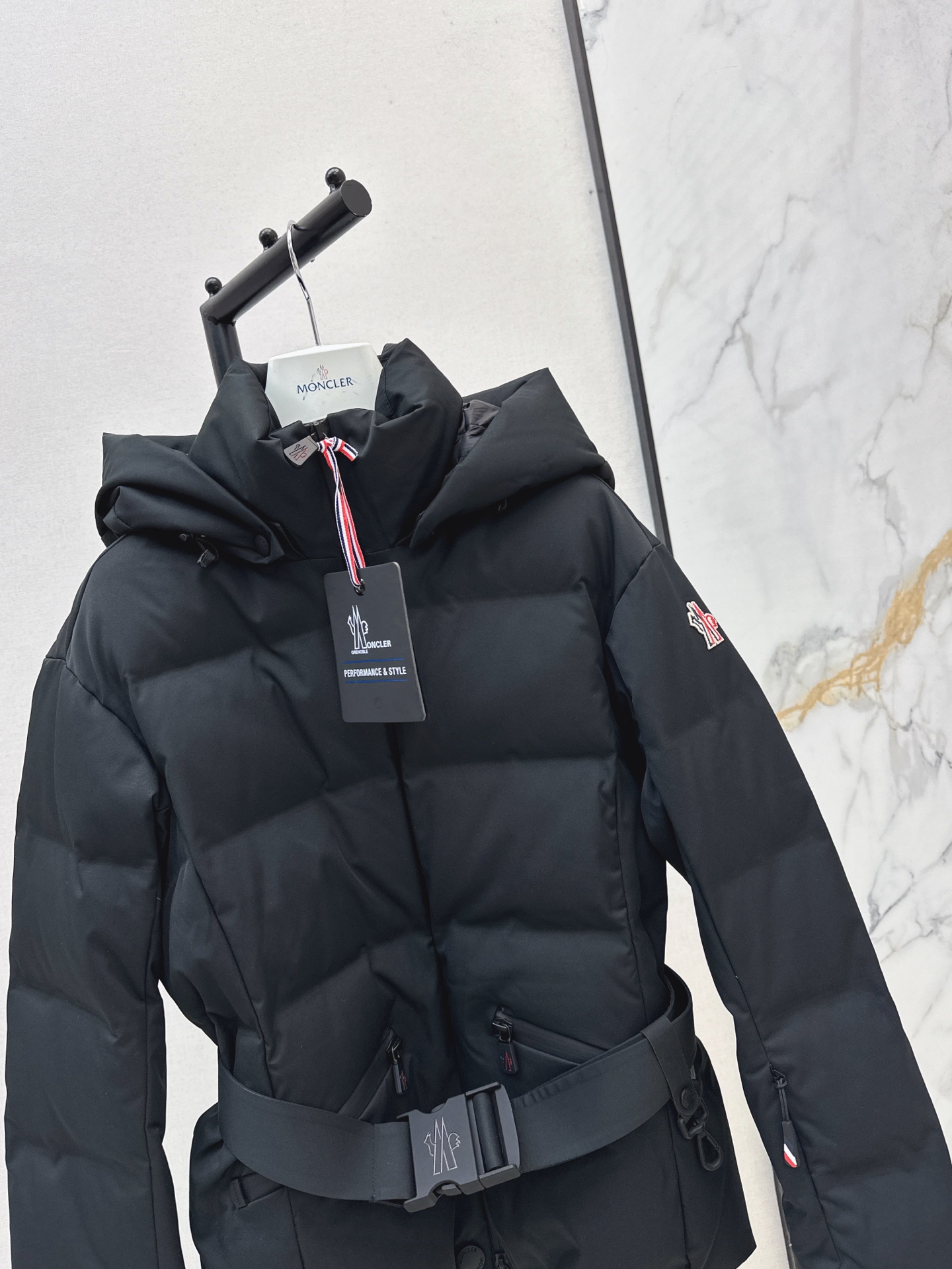 Monc 26fw belted hooded down jacket