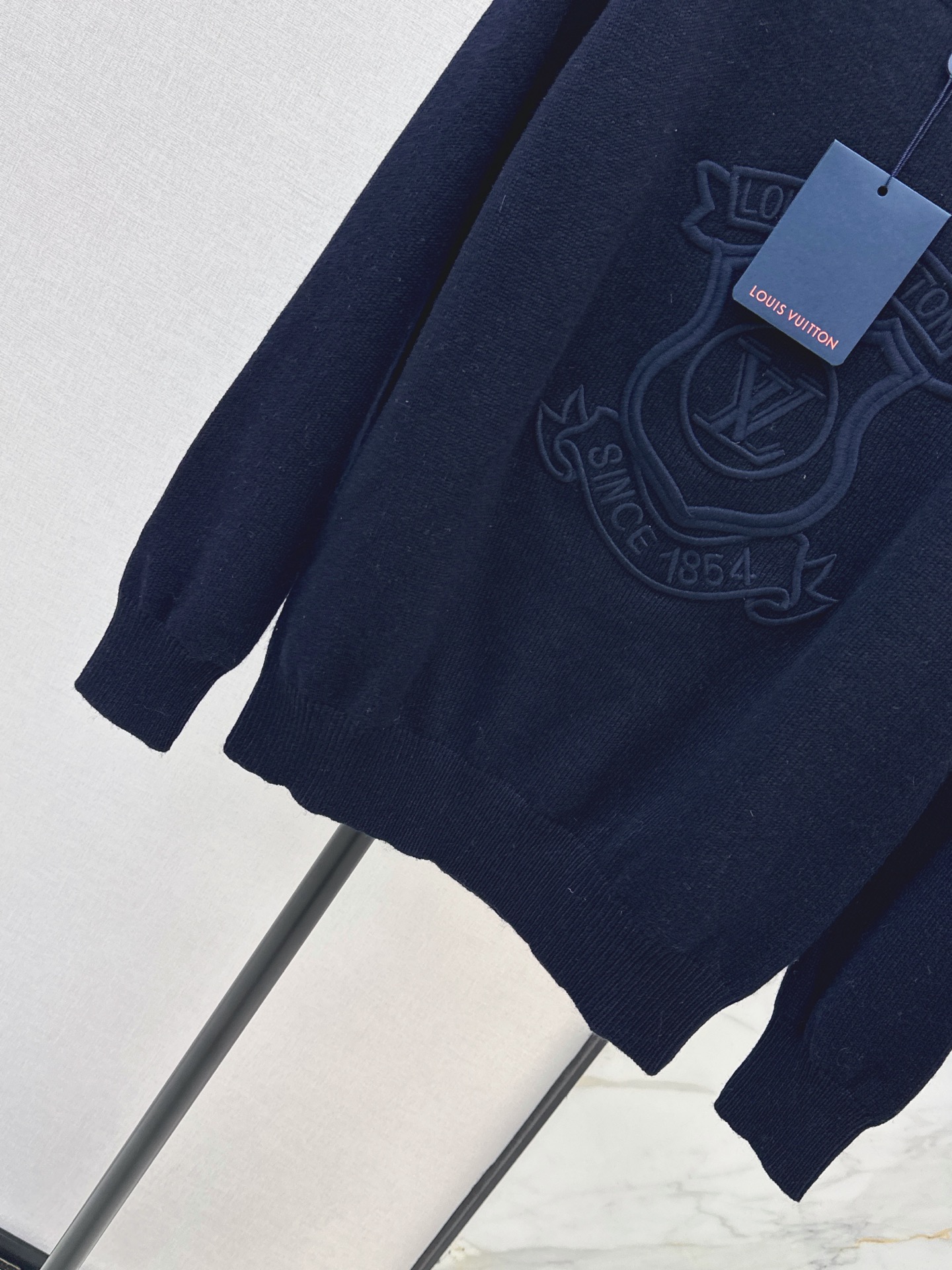 Loui 26fw embroidery knit sweter