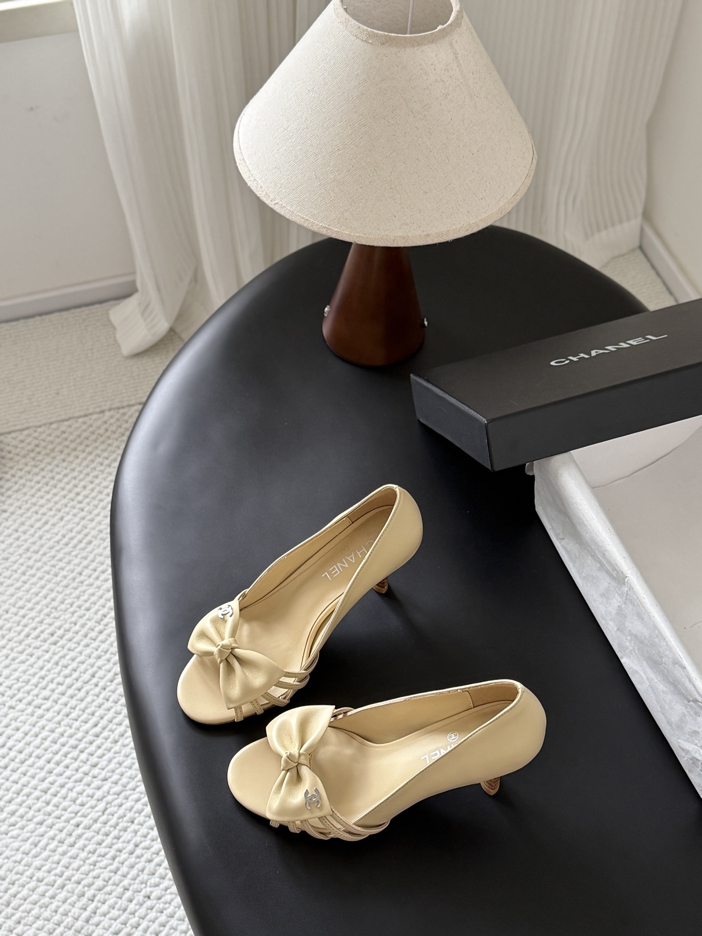 Chan 26ss peep toe heels