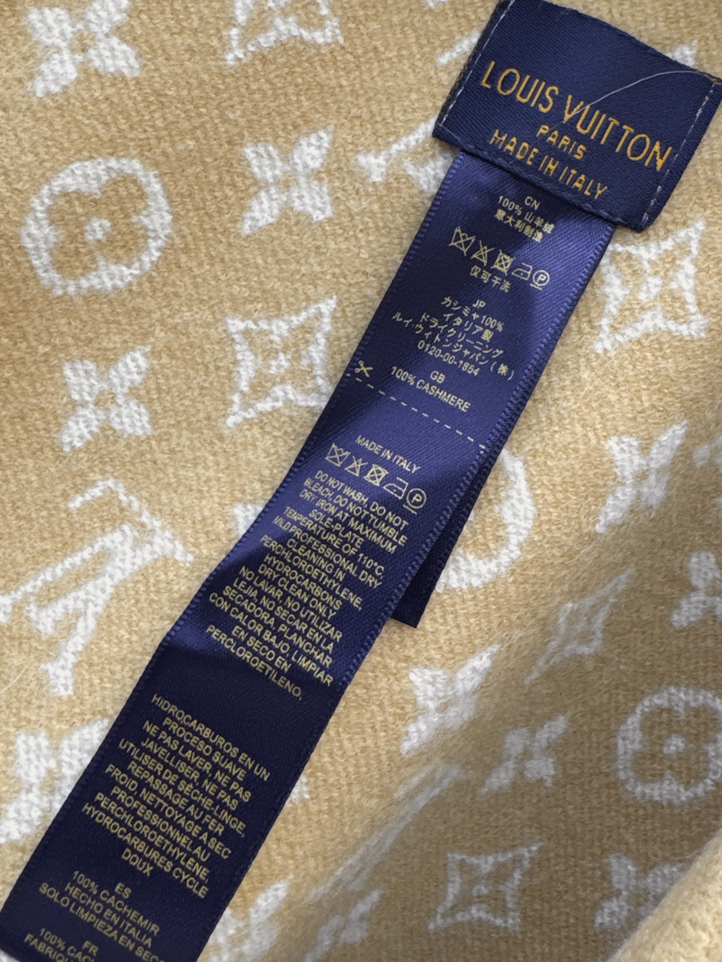Loui 26fw wool shawls