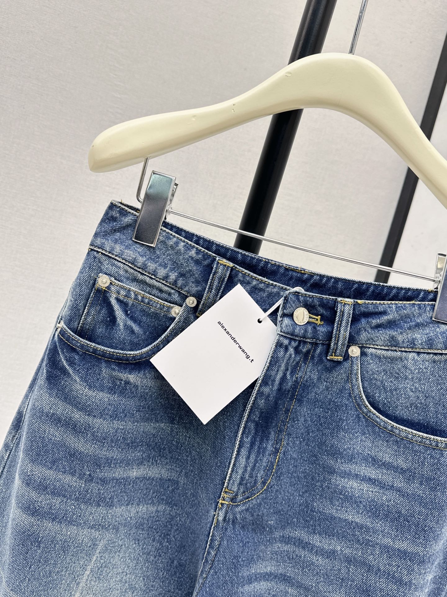 Alex 26fw straight-leg jeans