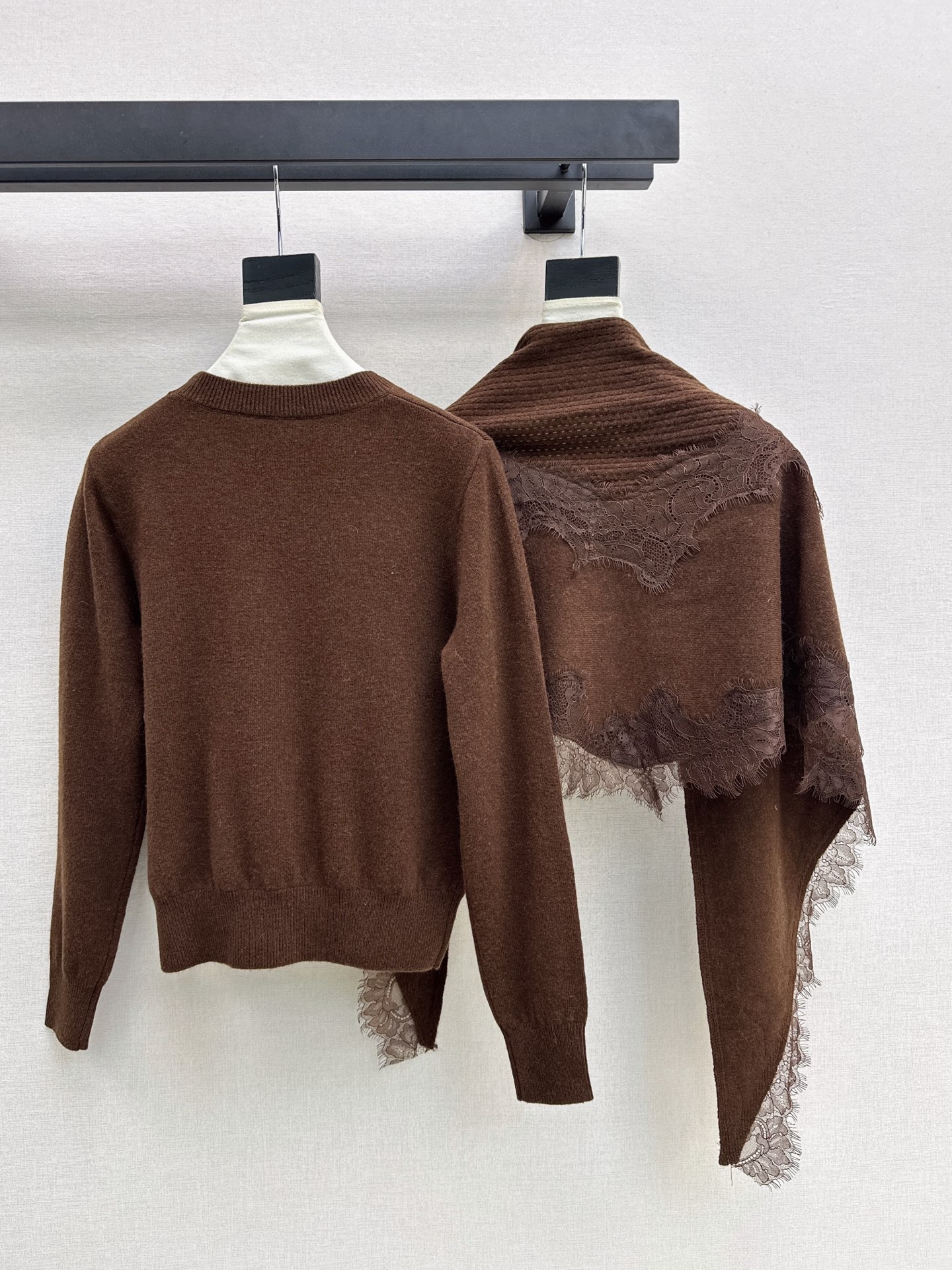 ES 26fw knit lace cape sweater sets