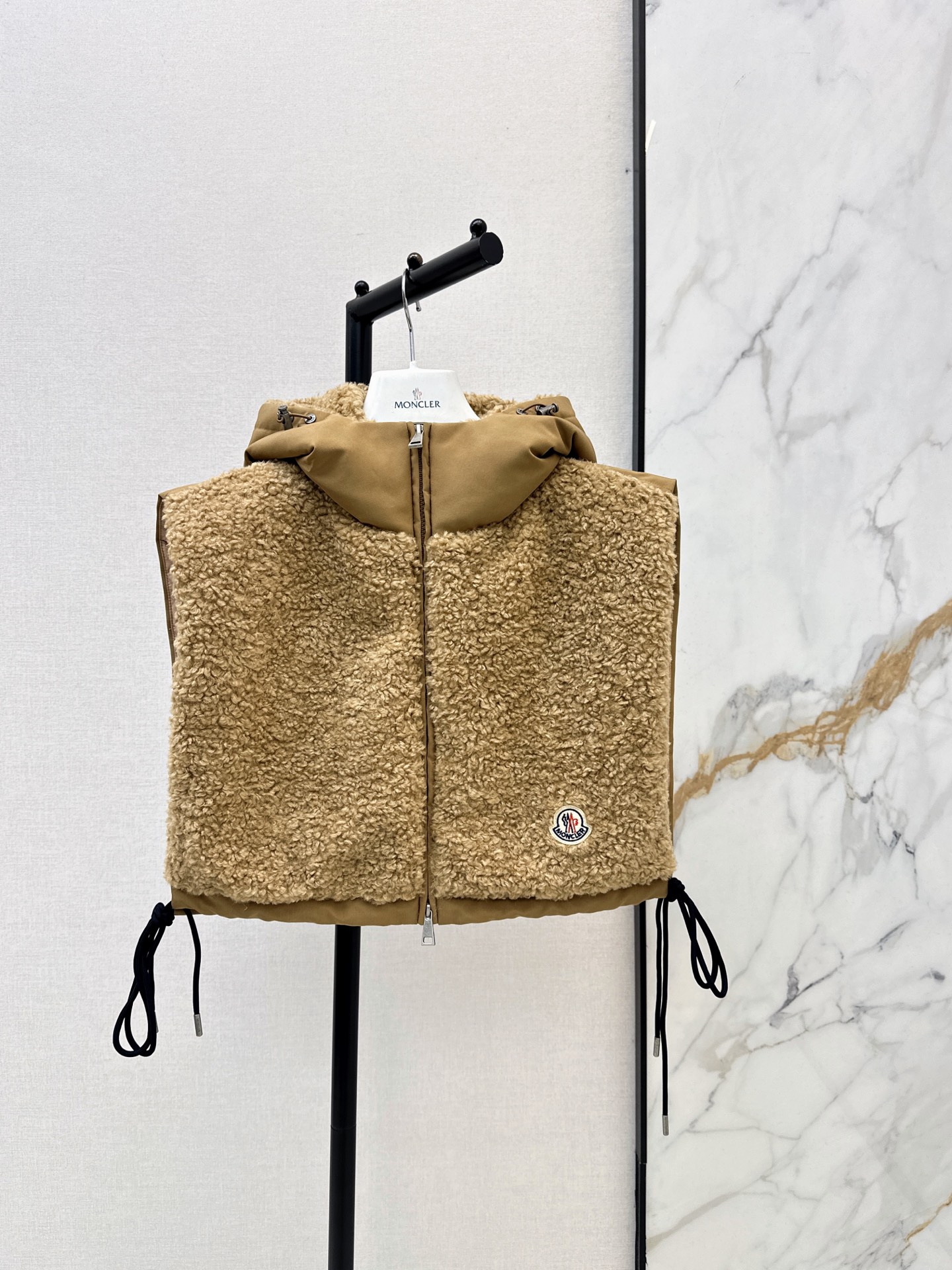 Monc 26fw hooded down vest