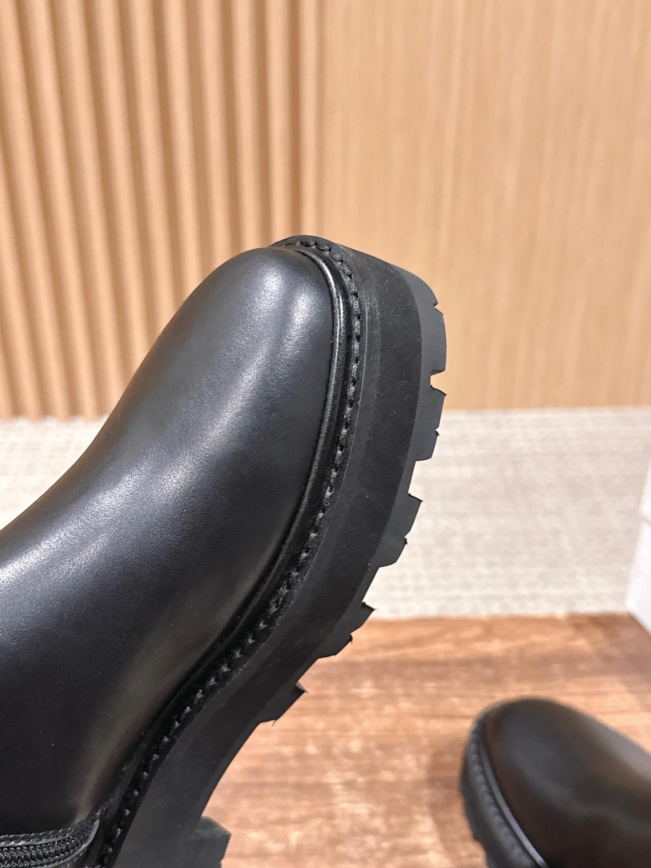 Celi 25fw boots