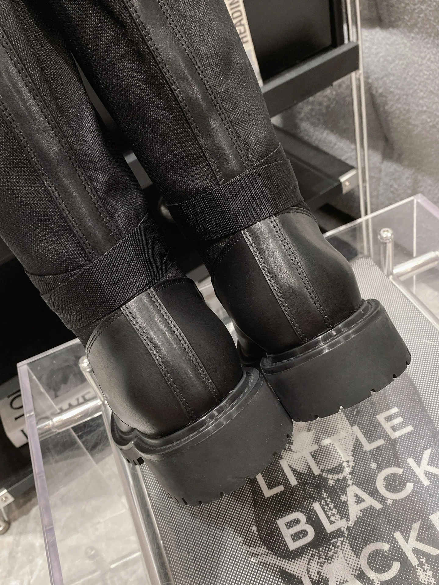 CD 25fw half boots