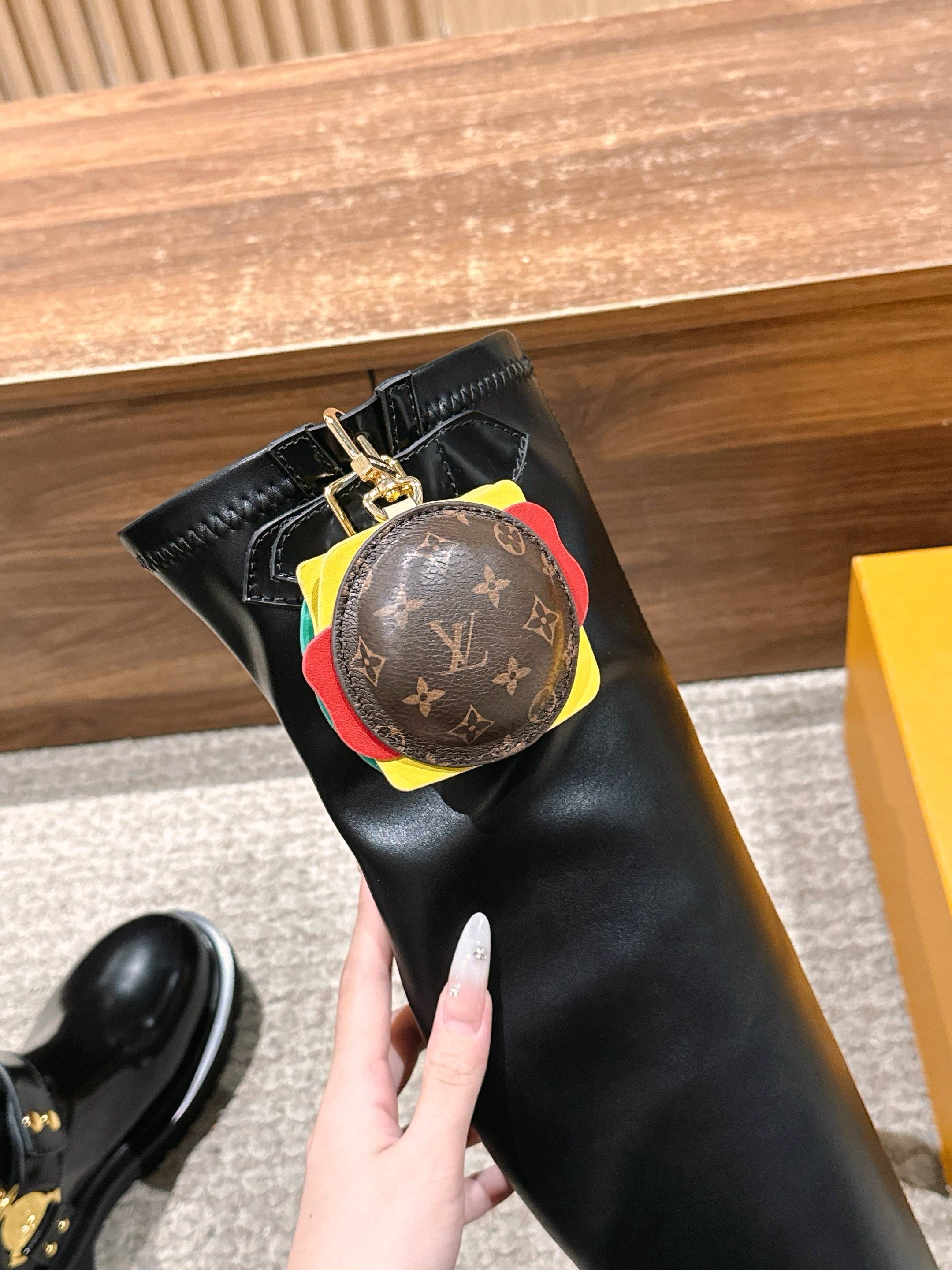 Loui 25fw boots