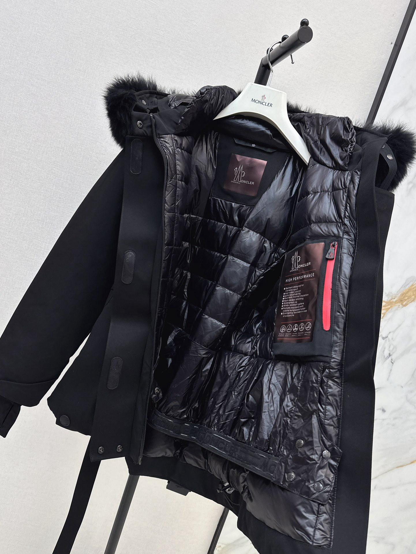 Monc 26fw belted hooded ski down jacket