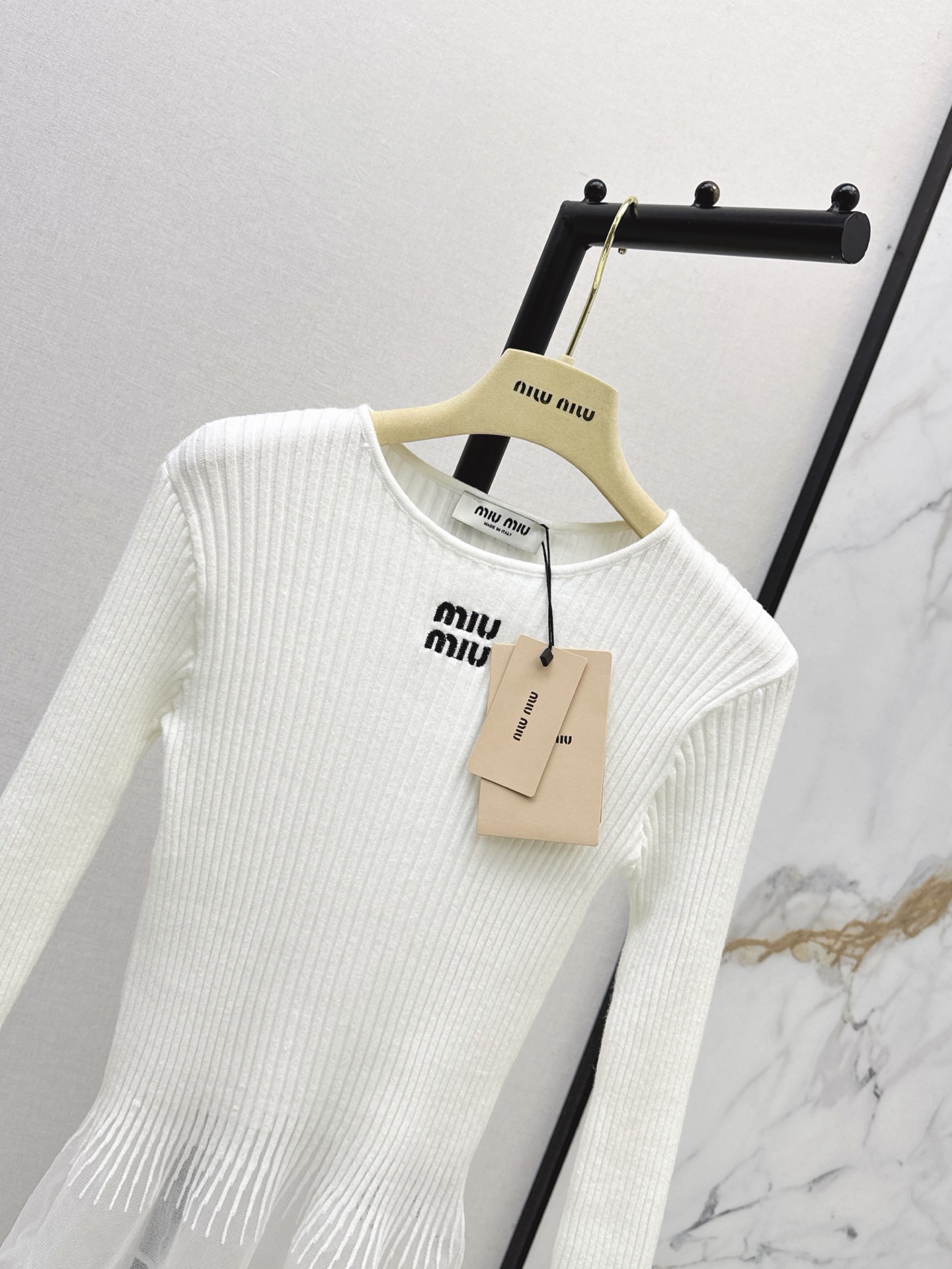 Miu 26fw contract mest knitwear