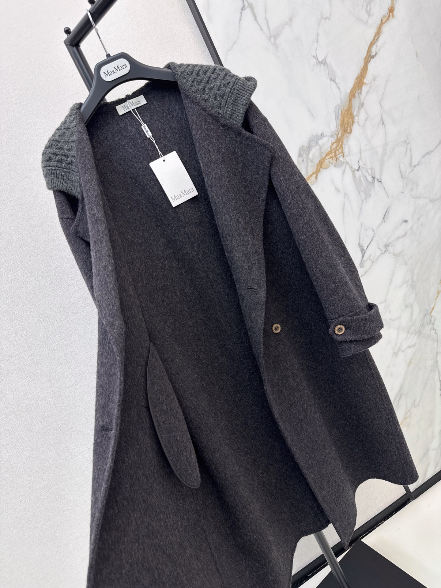 Max 26fw knit hooded woolen overcoats