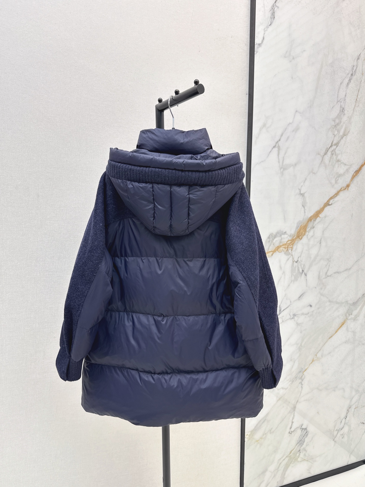 Max 26fw knit contract hooded down jacket