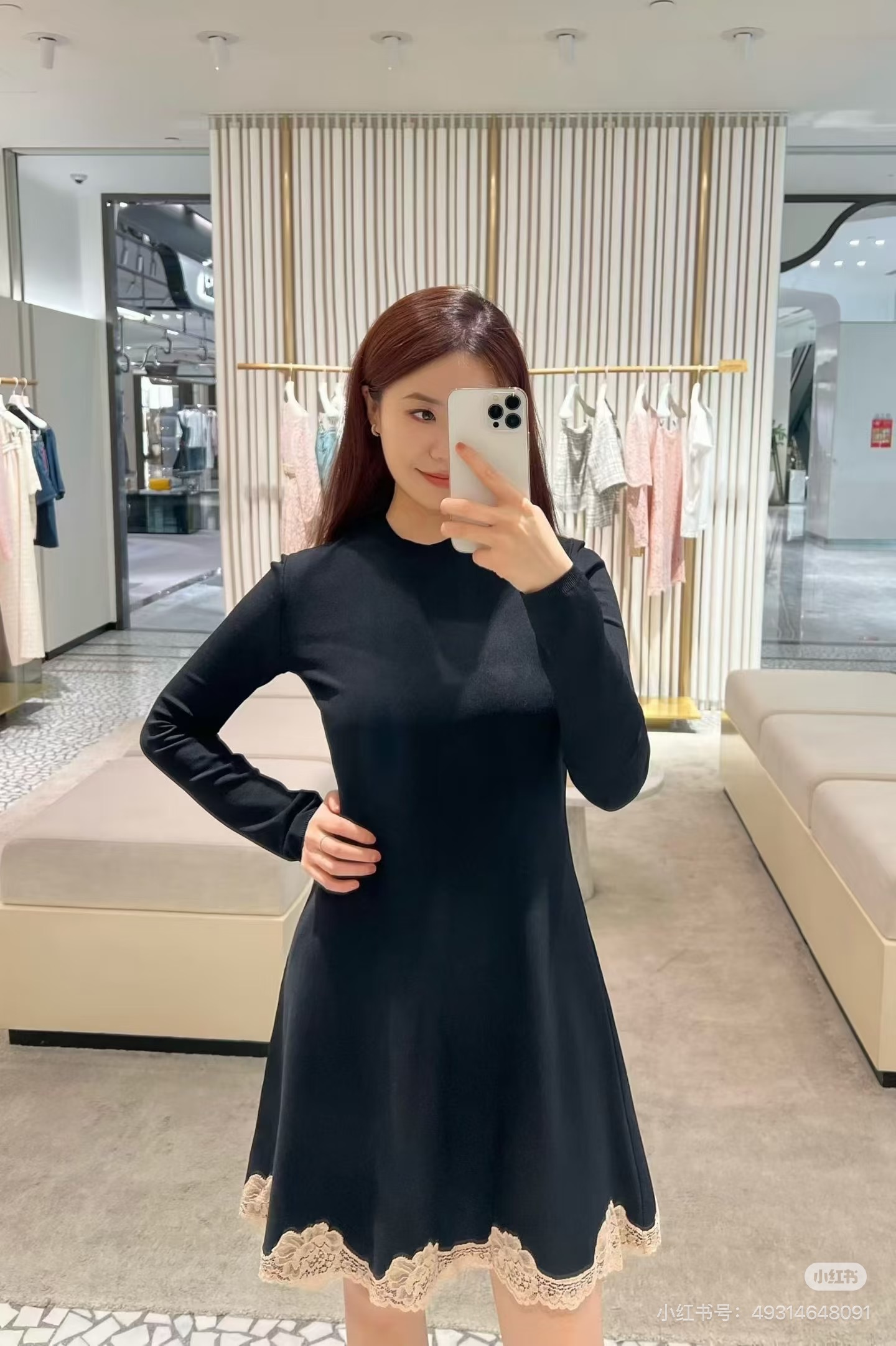 Valen 26fw lace contract knit dress