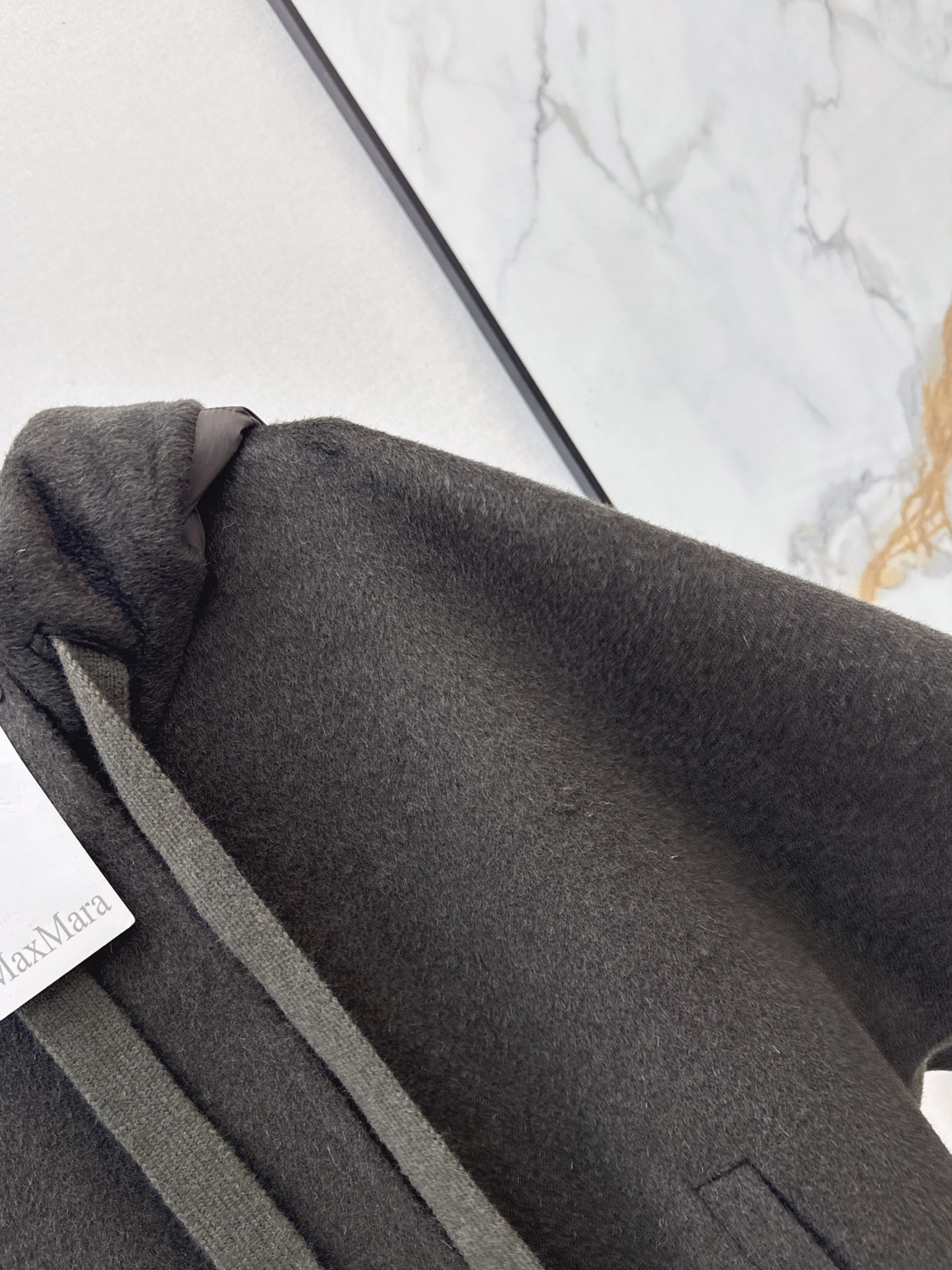Max 26fw wool contract hooded down jacket