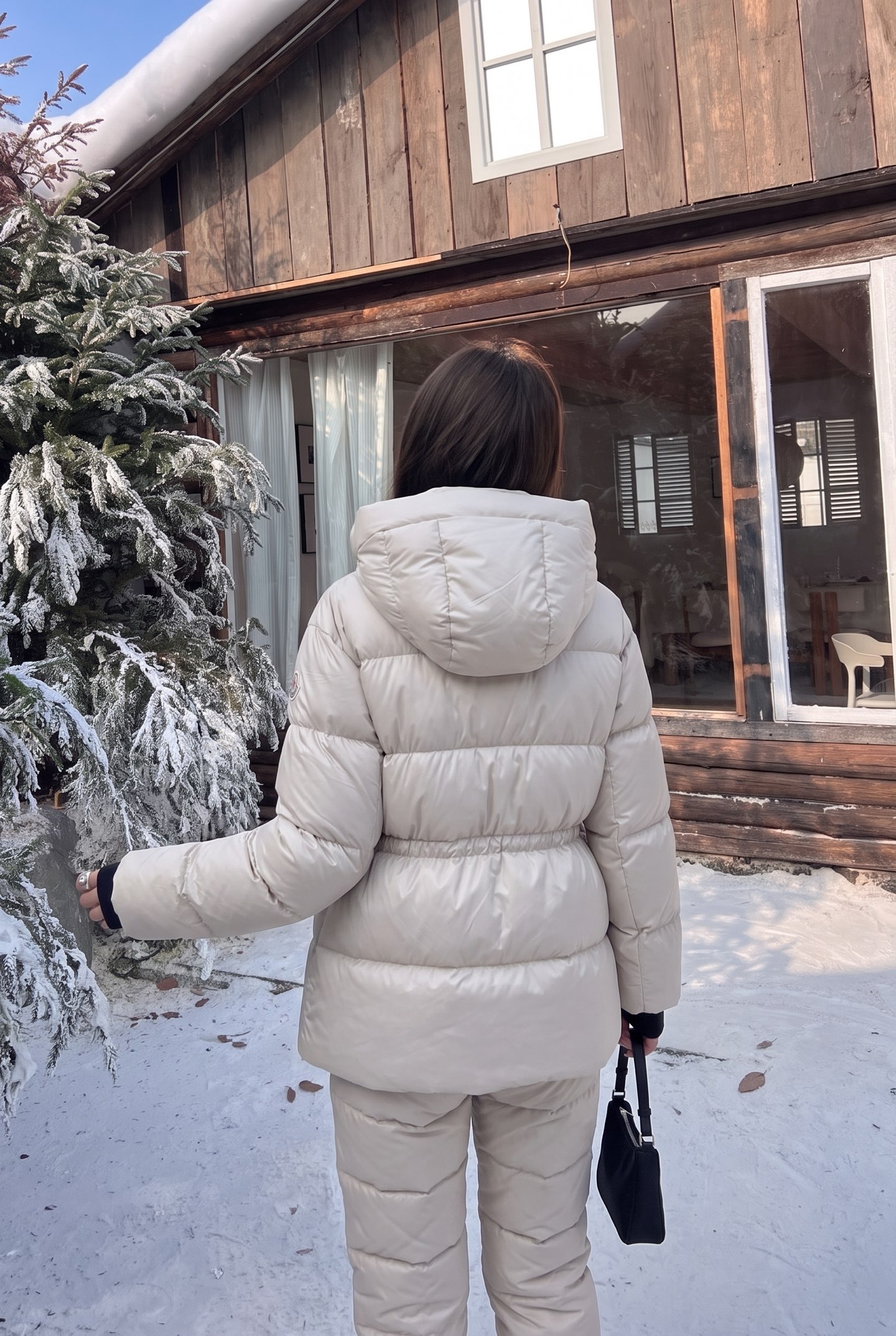 Pra 26fw hooded drawsting down jacket