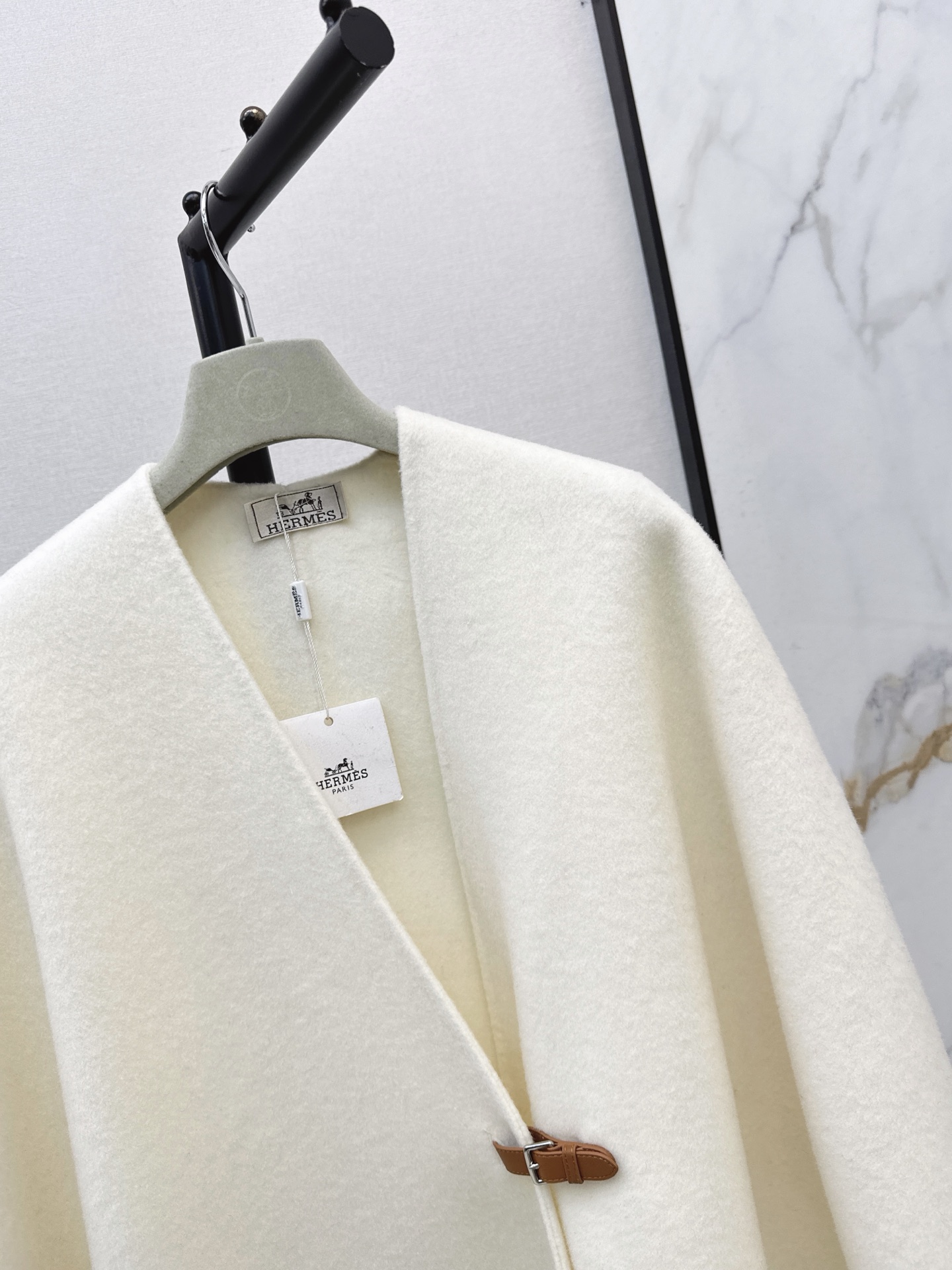 Her 26fw woolen cape jacket