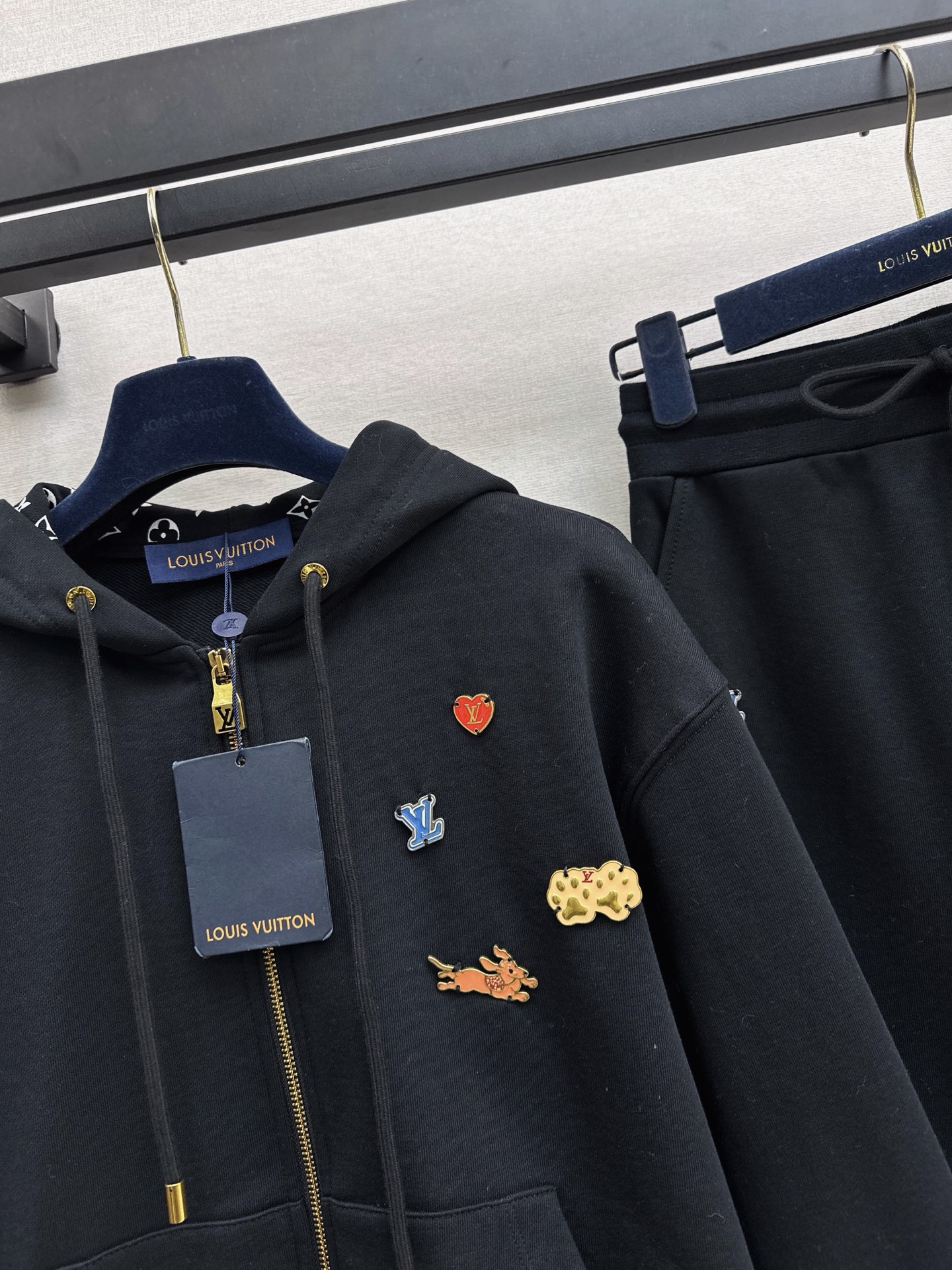 Loui 26fw hooded jacket pant sets