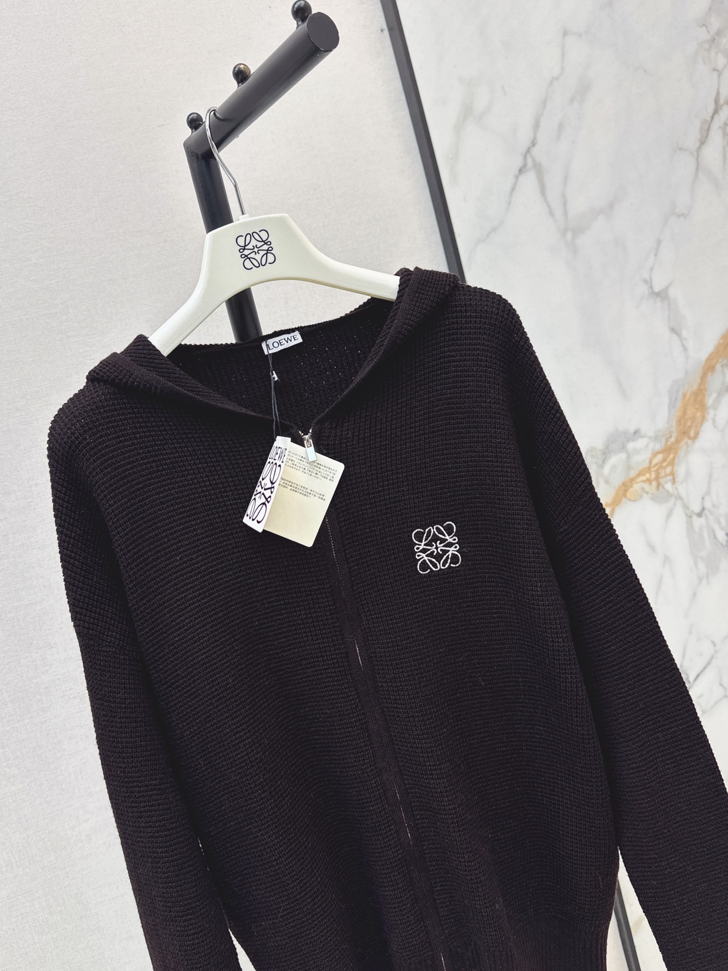 Loe 26fw hooded knit jacket
