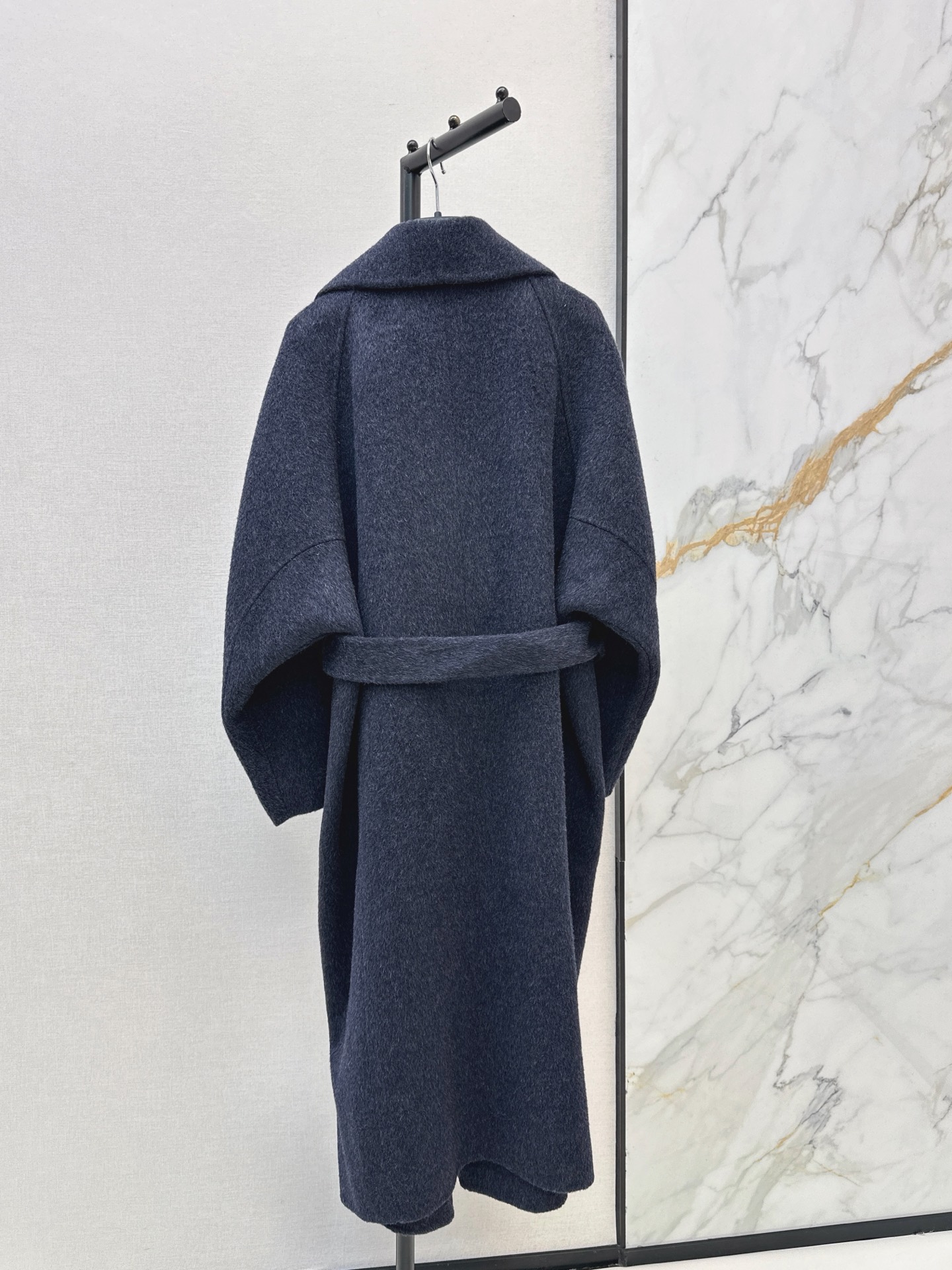 Max 26fw woolen belted overcoats