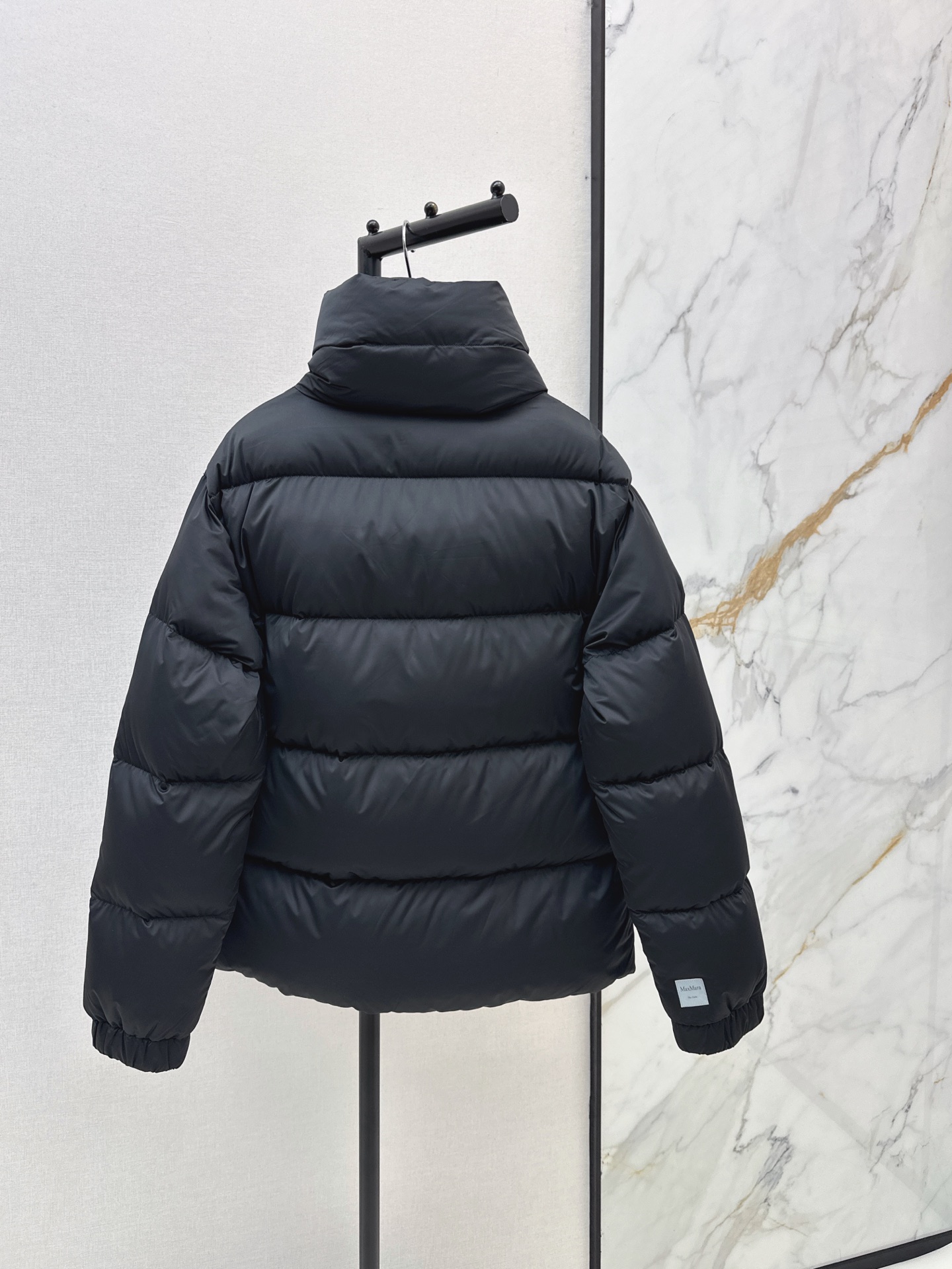 Max 26fw down jacket