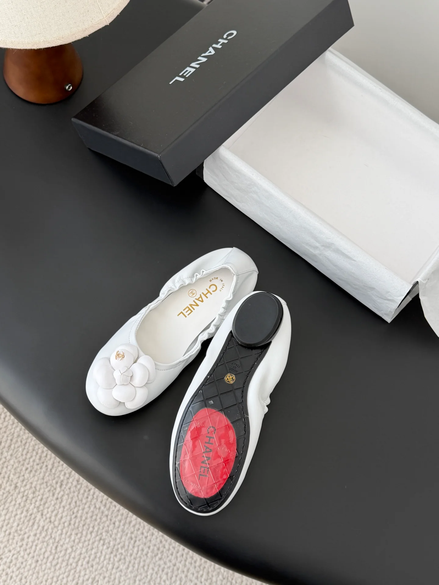 Chan 26K camellia flats
