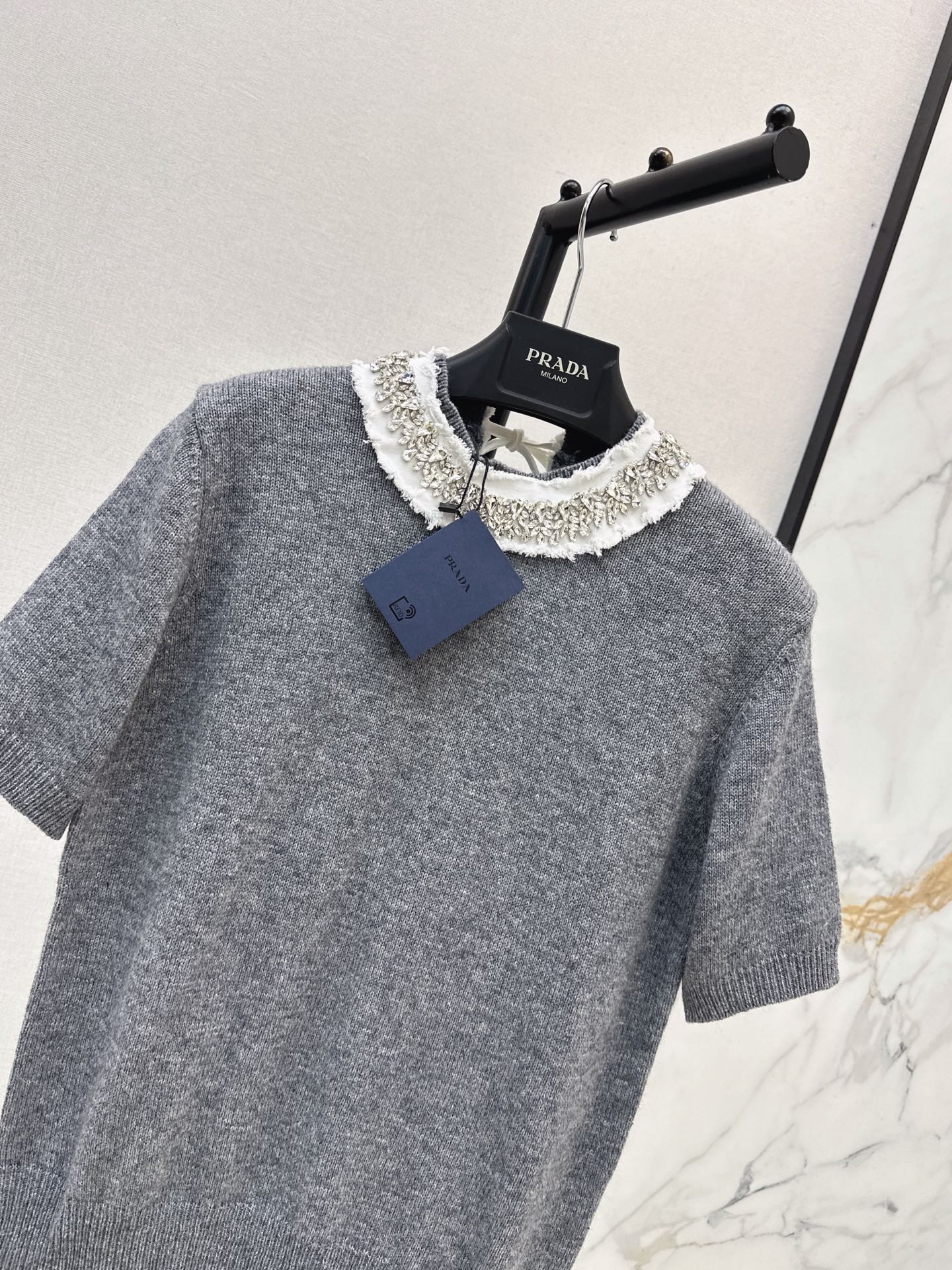 Pra 26fw rhinestone knit top