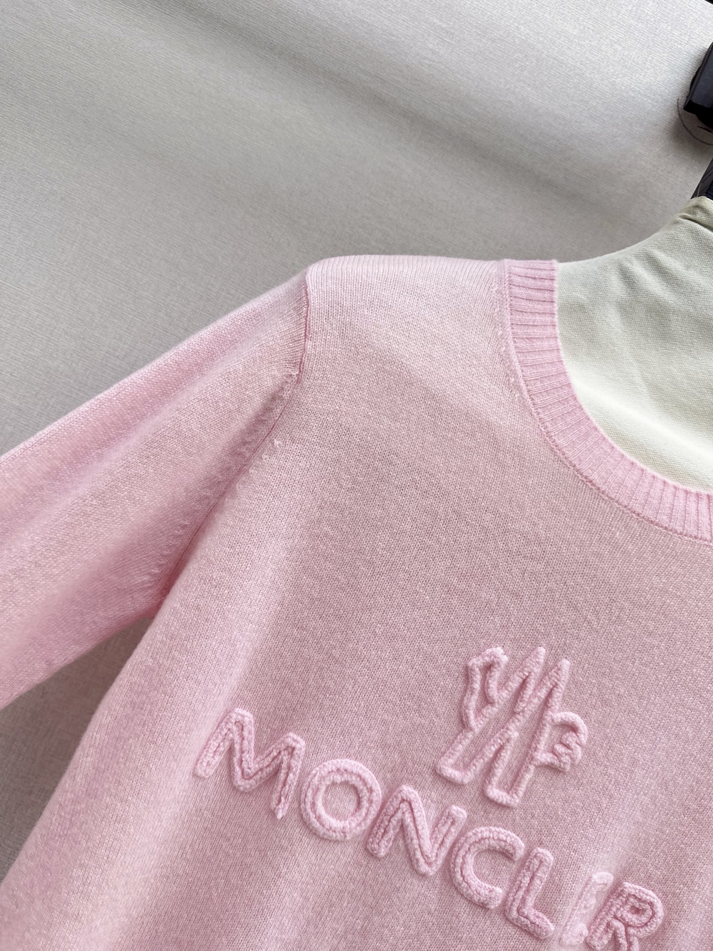 Monc 26fw embroidery knitwear