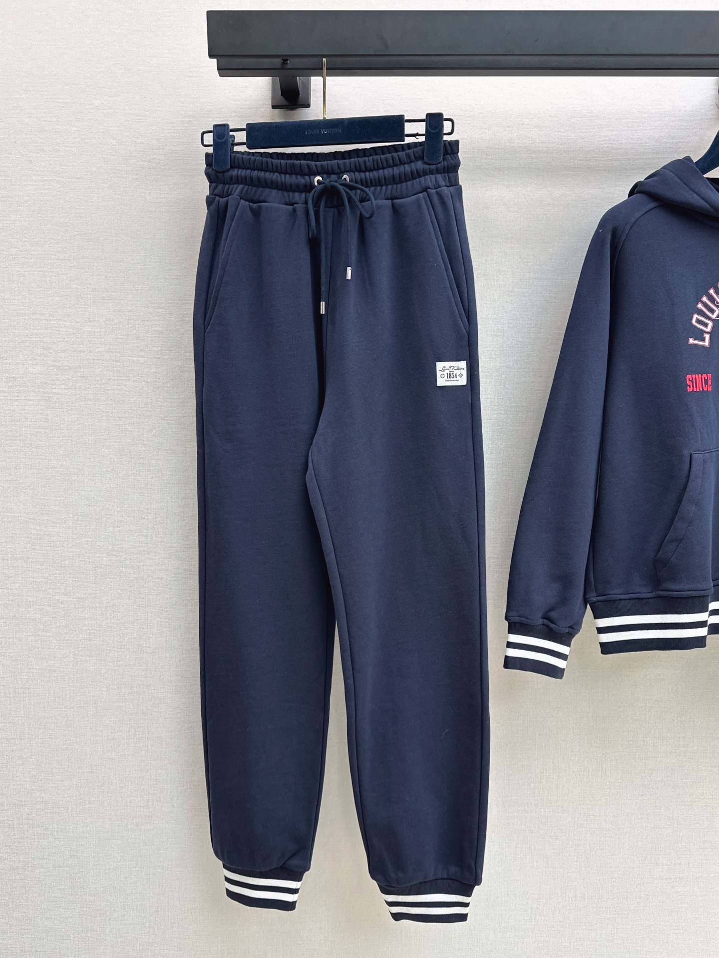 Loui 26fw hooide sweater pant sets