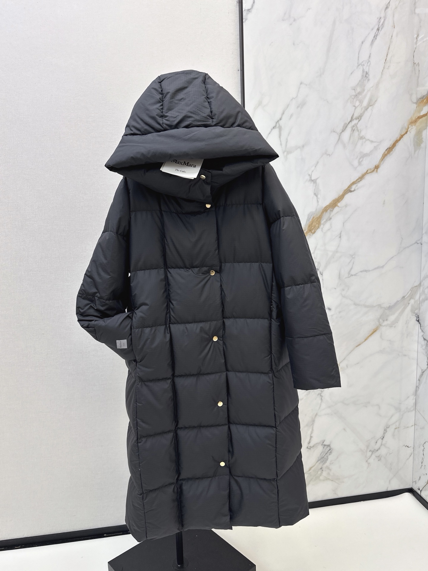 Max 26fw hooded long down jacket